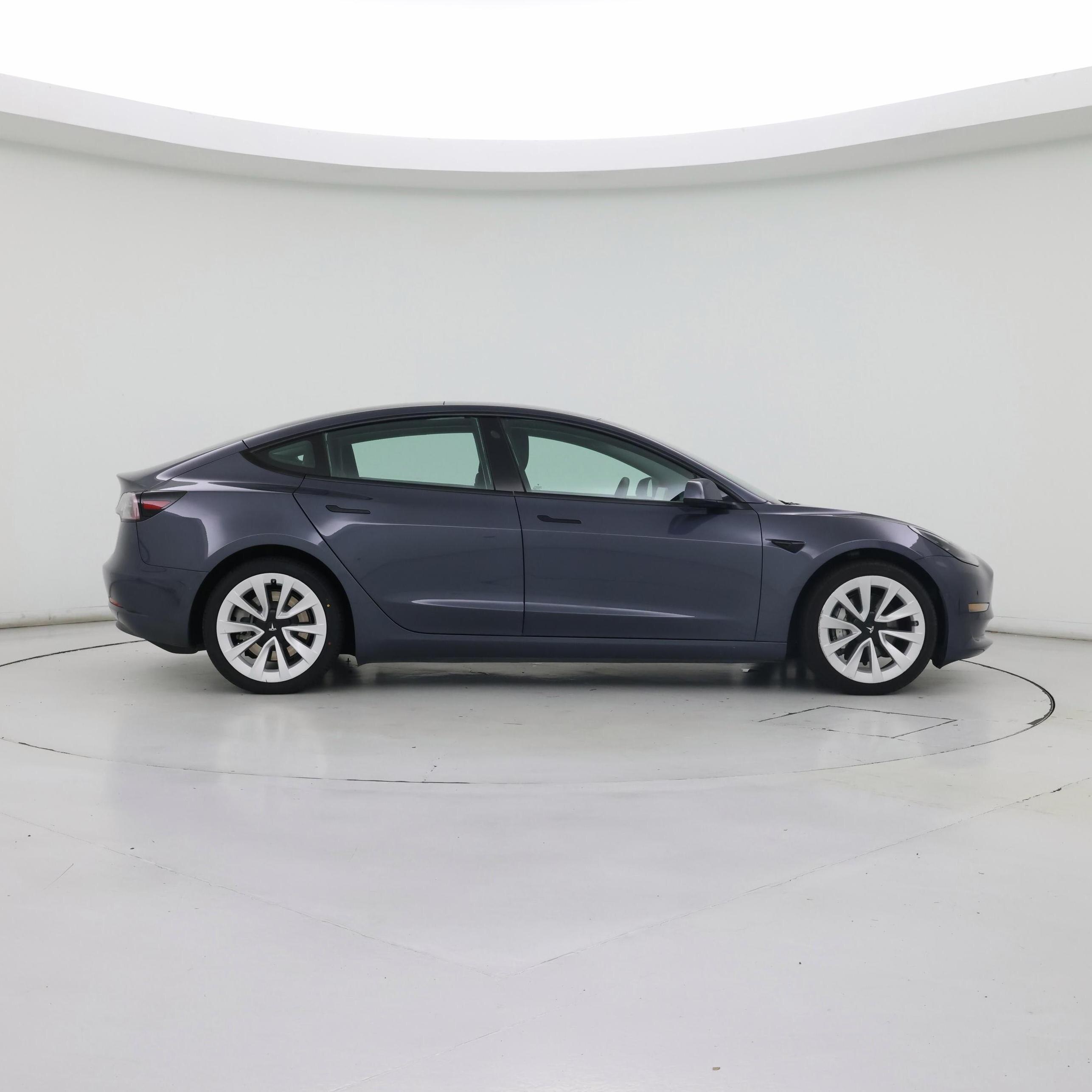 Thumbnail: 2022 Tesla Model 3 - 7