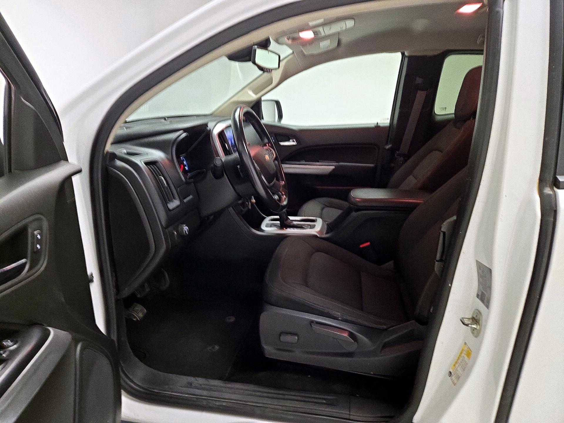 Thumbnail: 2021 Chevrolet Colorado - 11