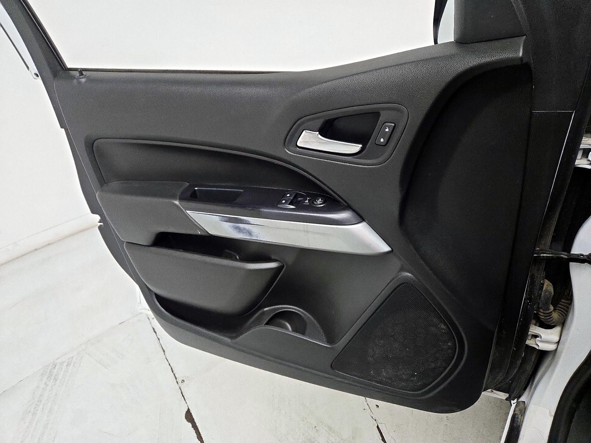 Thumbnail: 2021 Chevrolet Colorado - 12