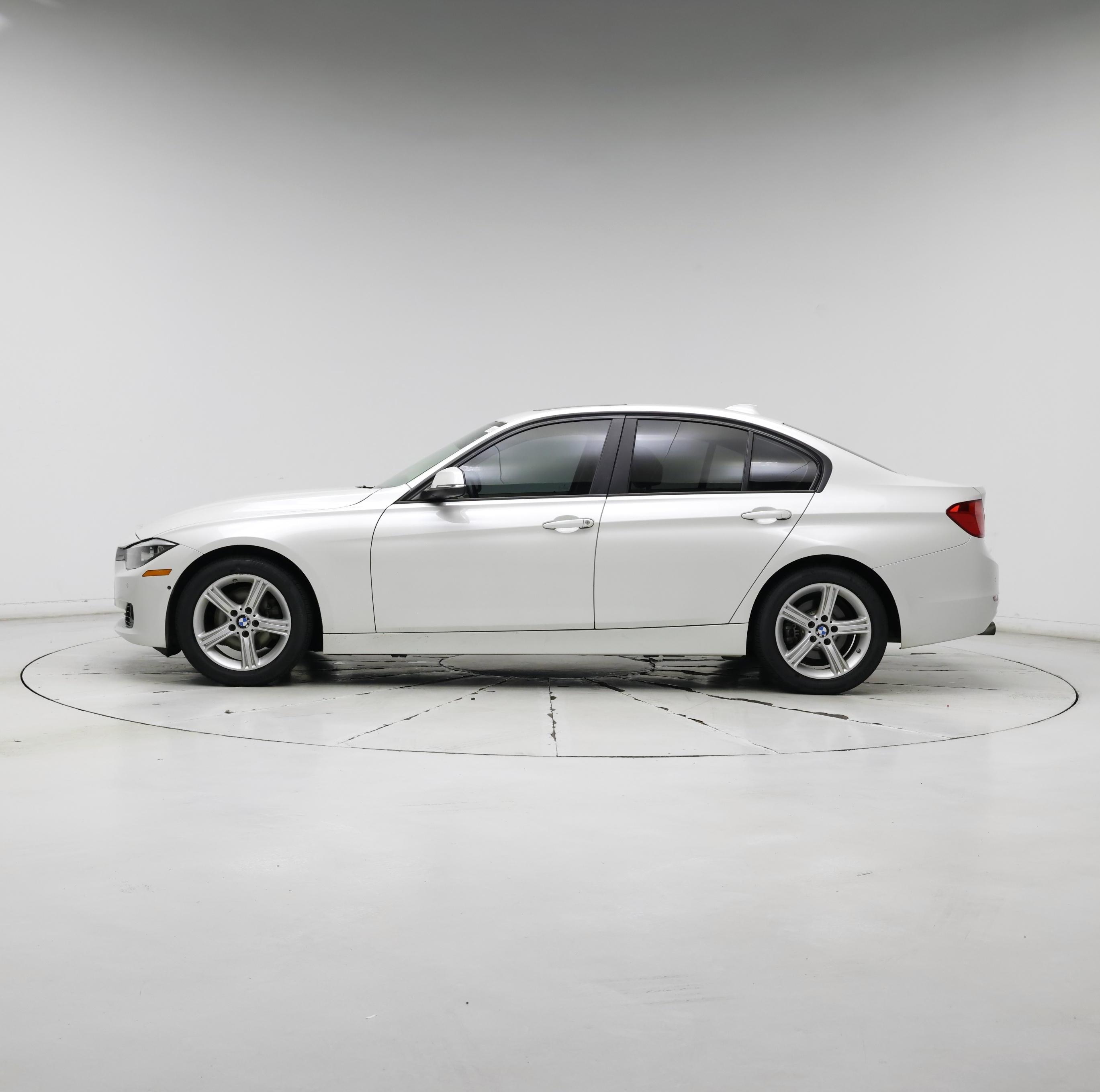 Thumbnail: 2015 BMW 3 Series - 3