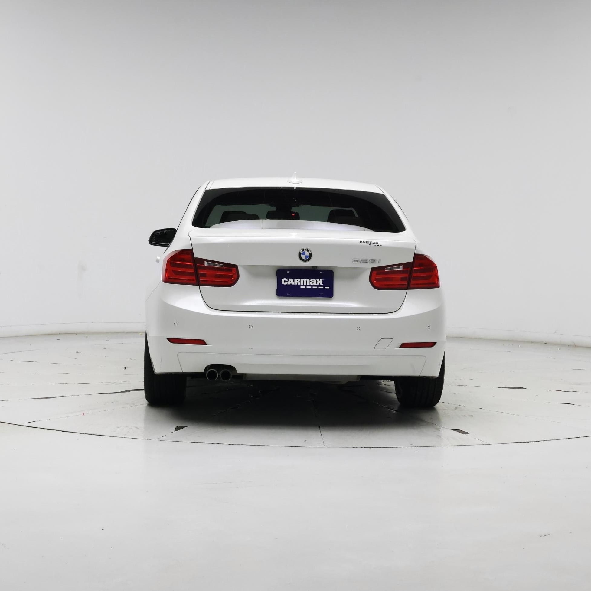 Thumbnail: 2015 BMW 3 Series - 6