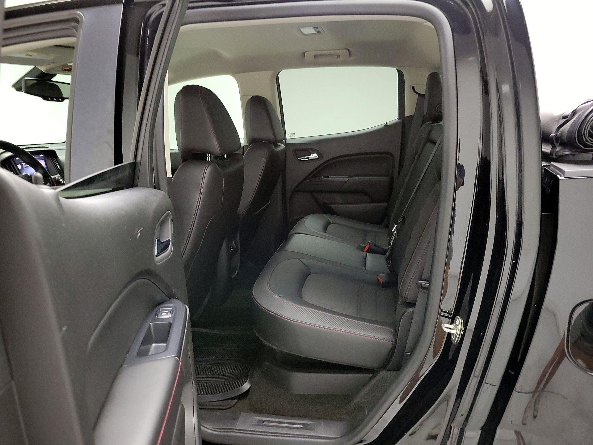 Thumbnail: 2015 GMC Canyon - 19