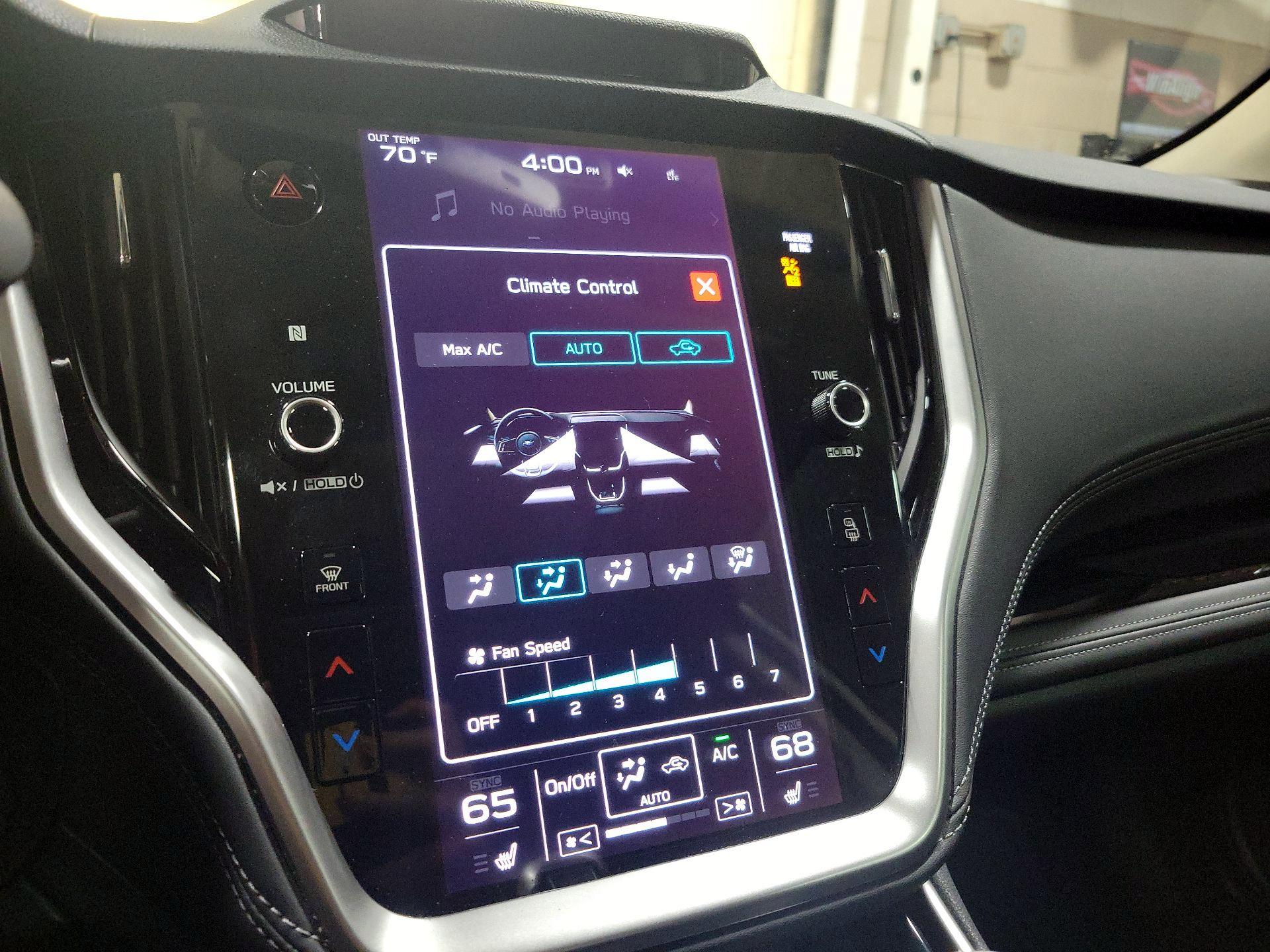 Thumbnail: 2022 Subaru Outback - 16