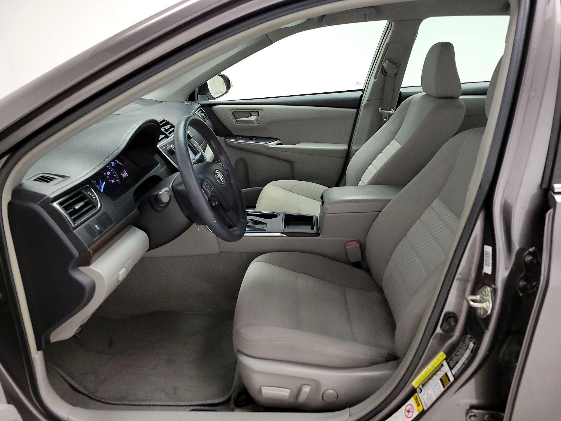 Thumbnail: 2015 Toyota Camry - 11