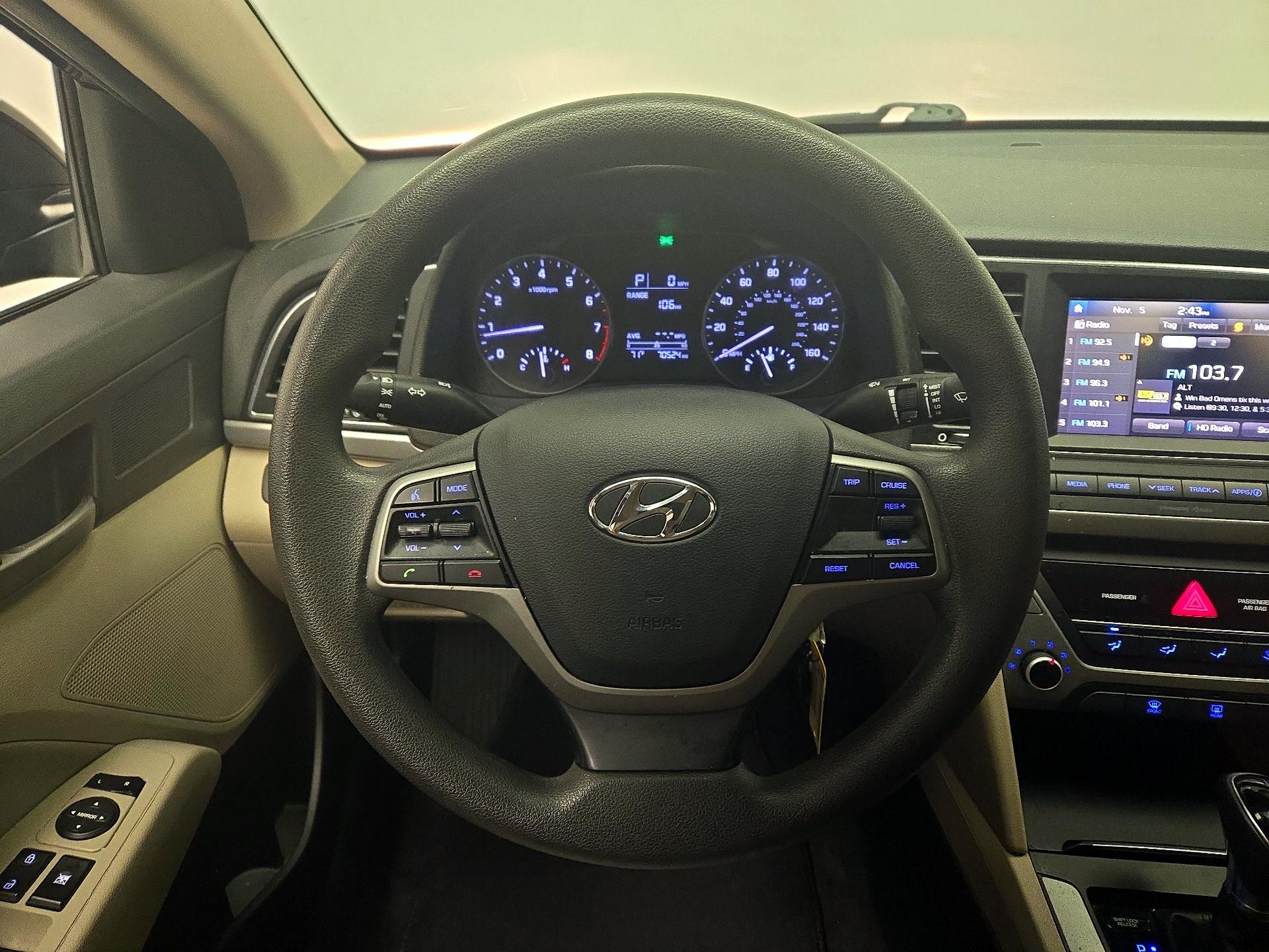 Thumbnail: 2017 Hyundai Elantra - 10