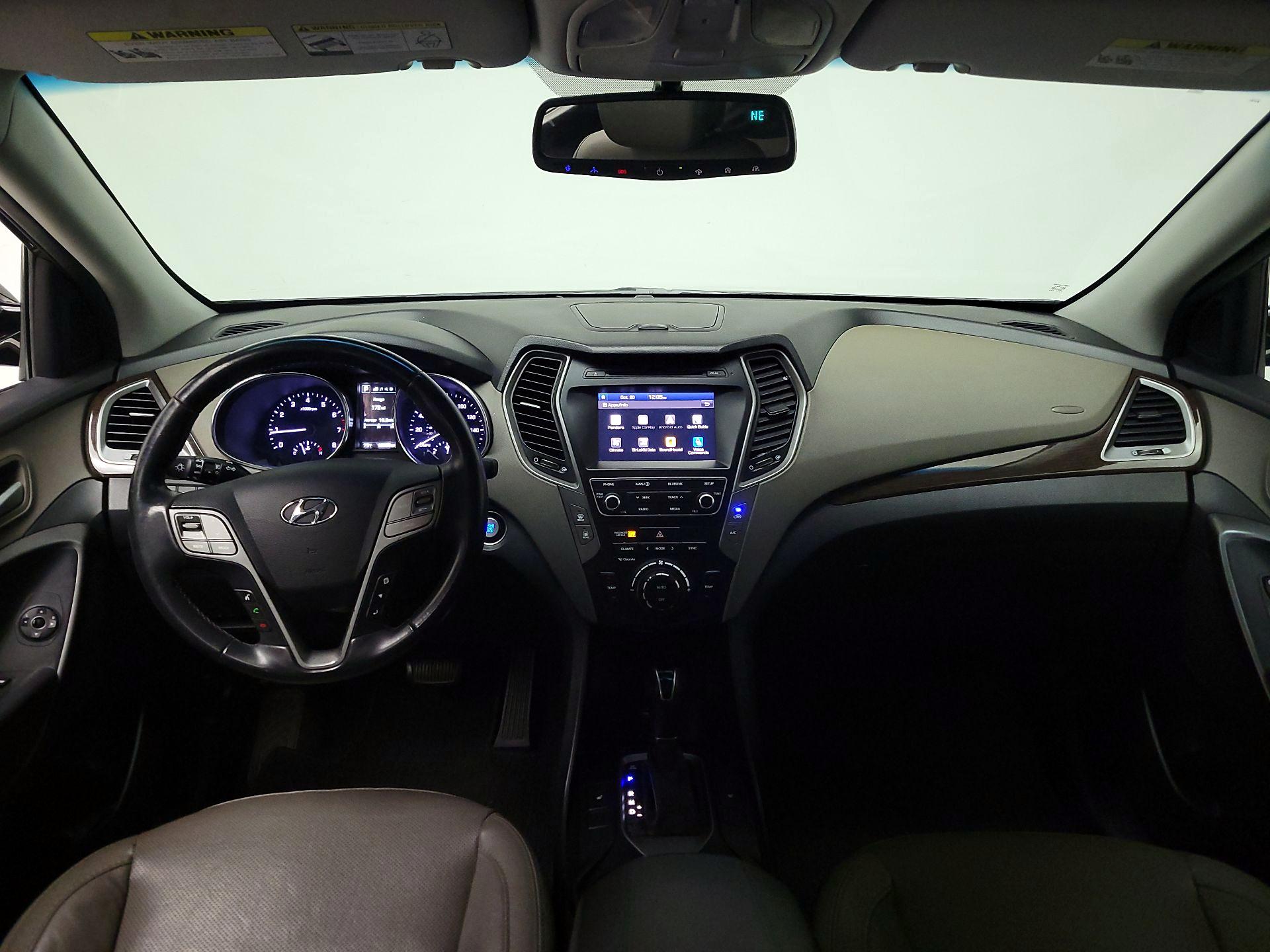 Thumbnail: 2017 Hyundai Santa Fe - 9