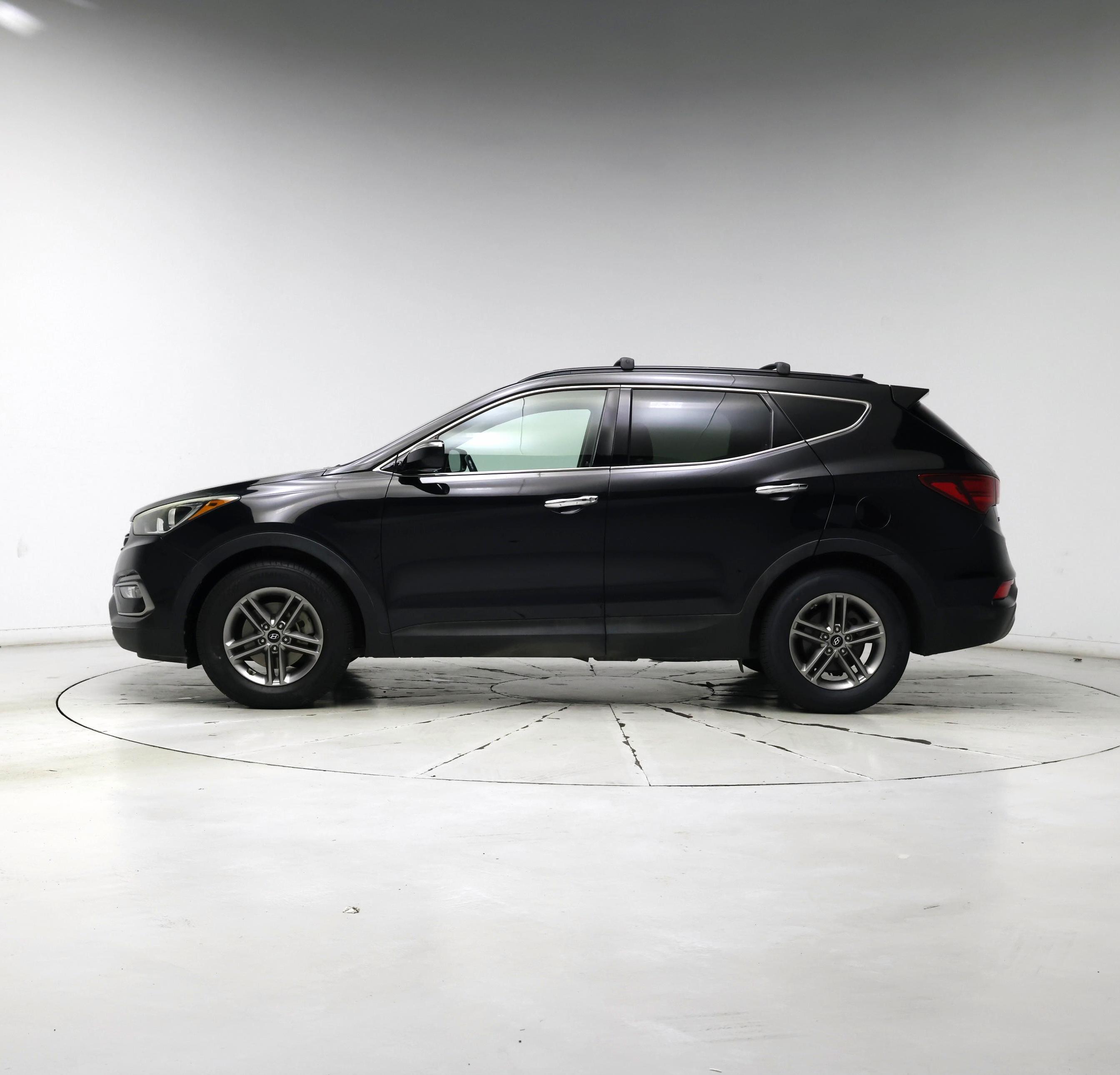 Thumbnail: 2017 Hyundai Santa Fe - 3