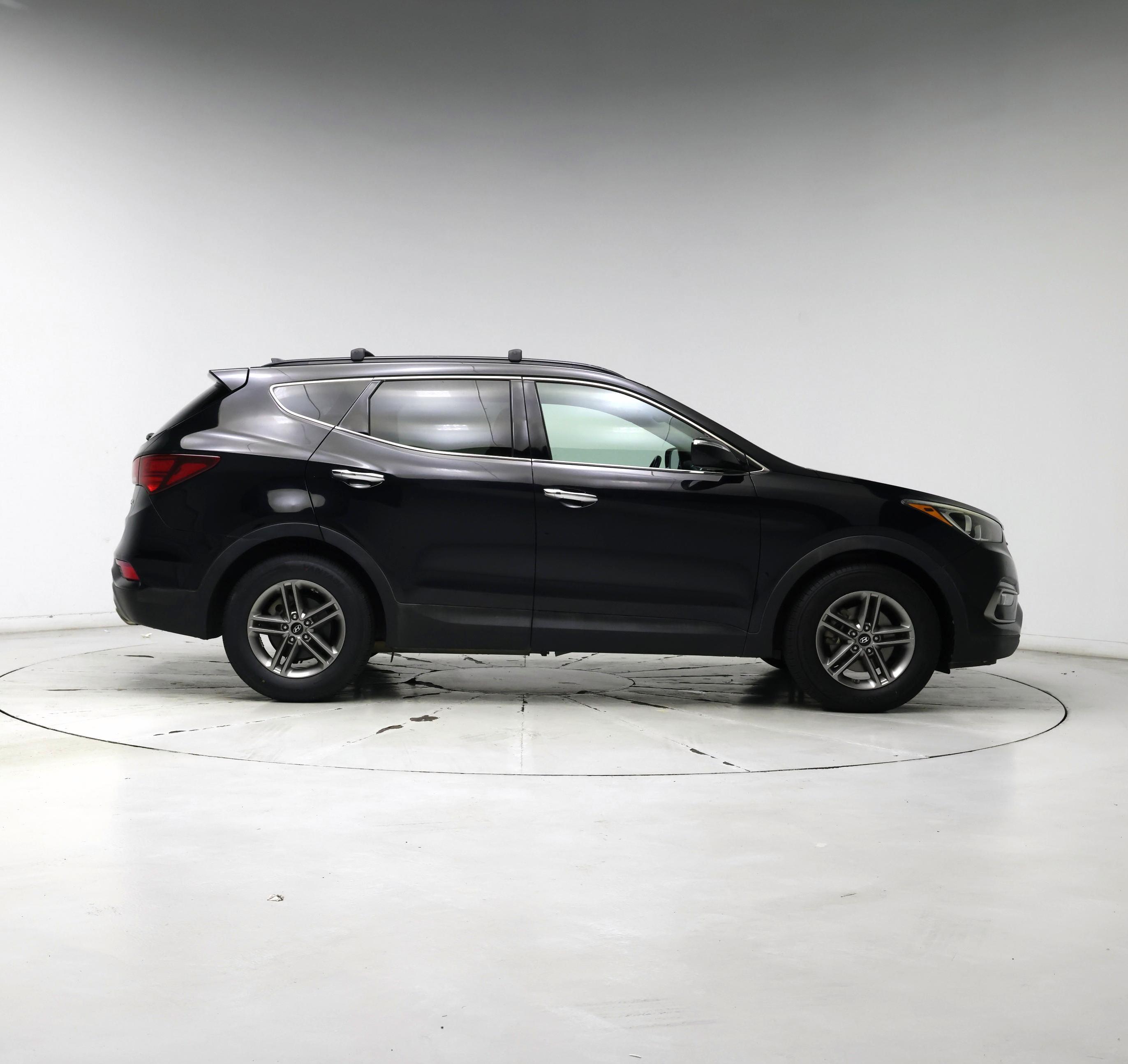 Thumbnail: 2017 Hyundai Santa Fe - 7