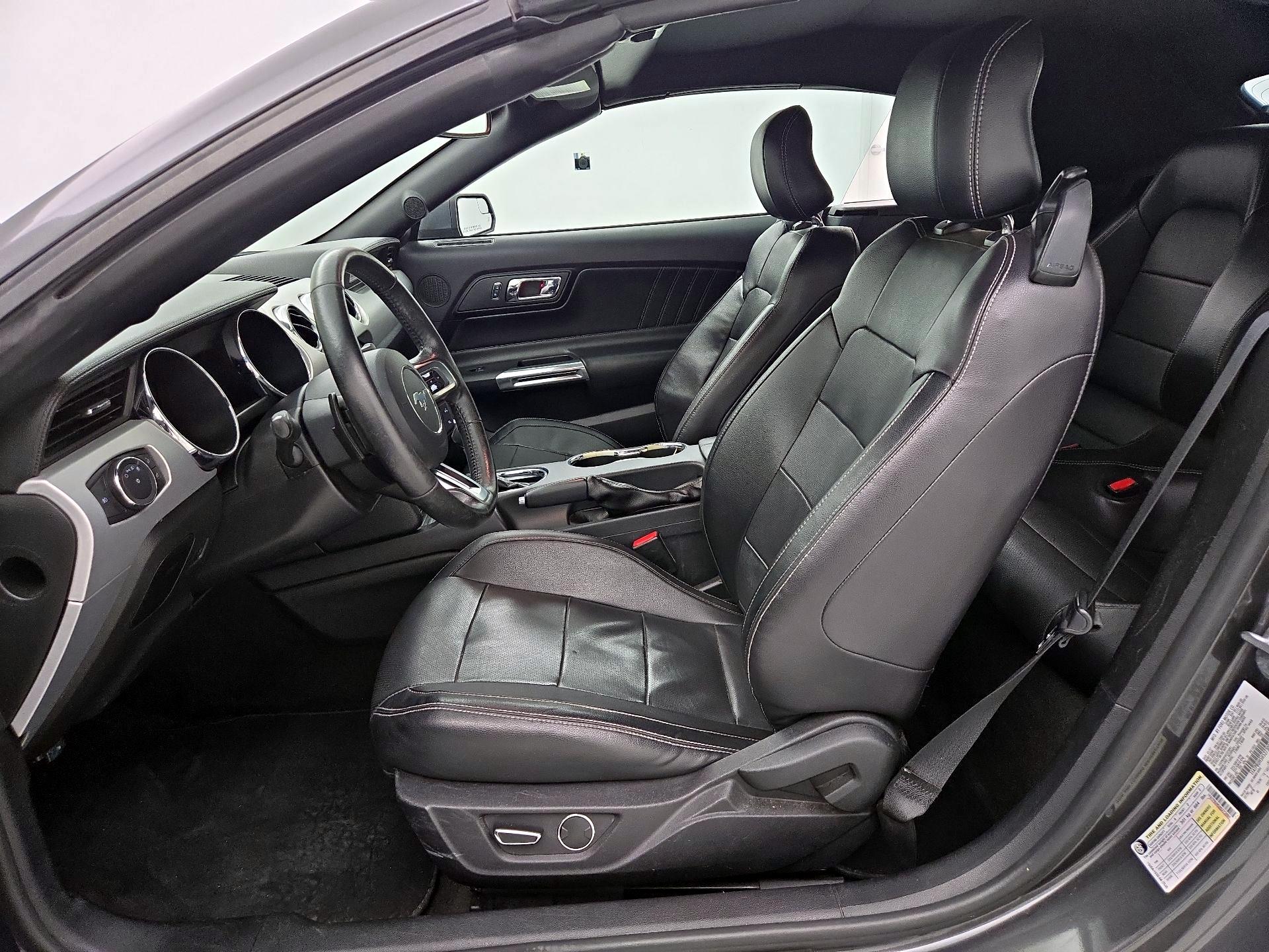 Thumbnail: 2017 Ford Mustang - 11