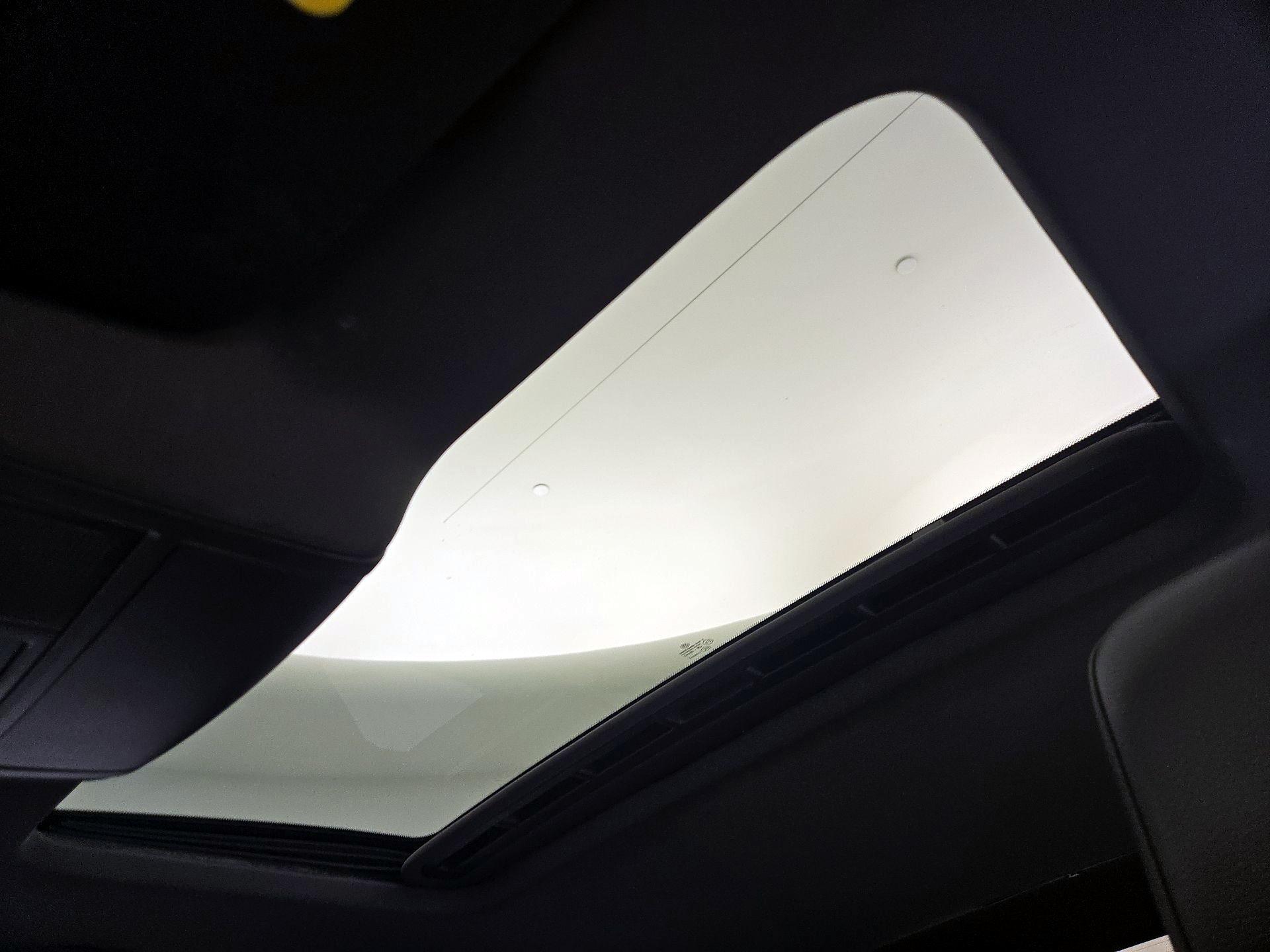 Thumbnail: 2018 Volkswagen Jetta - 19