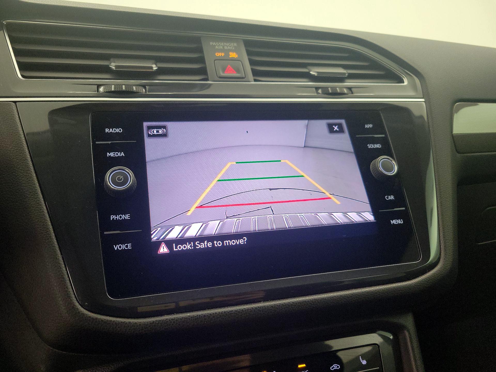 Thumbnail: 2024 Volkswagen Tiguan - 14