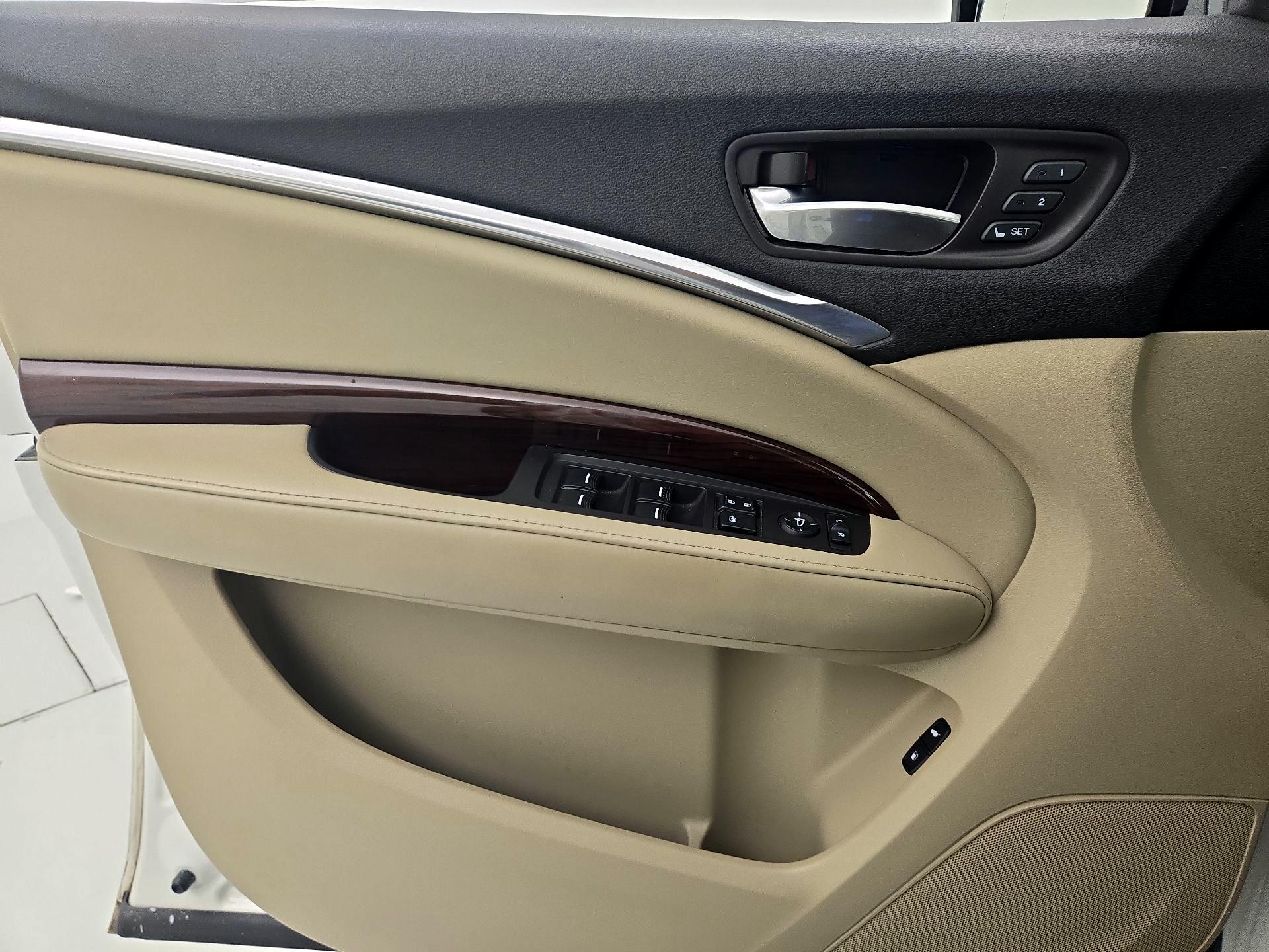 Thumbnail: 2016 Acura MDX - 12