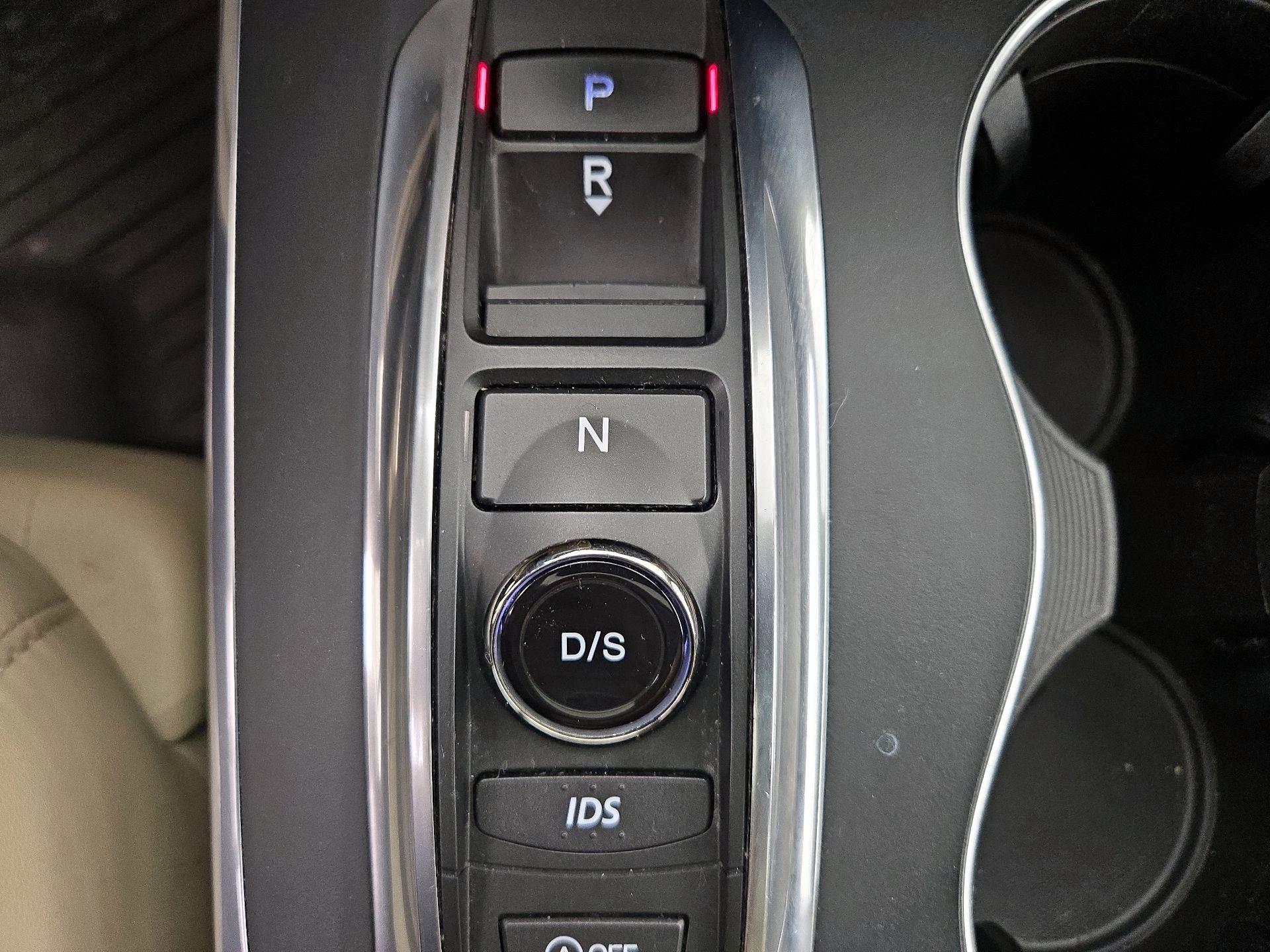 Thumbnail: 2016 Acura MDX - 18
