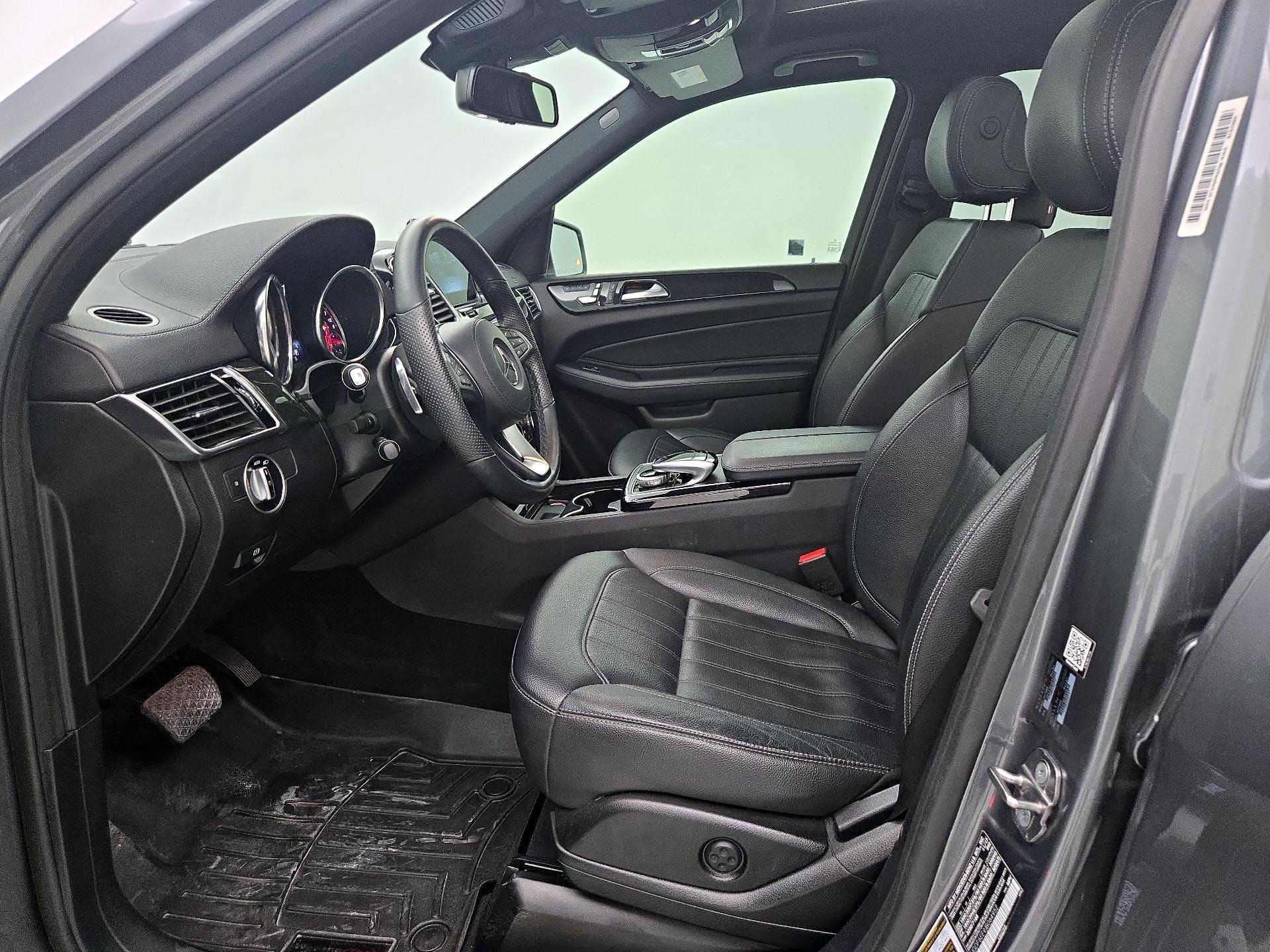 Thumbnail: 2018 Mercedes-Benz GLS - 11