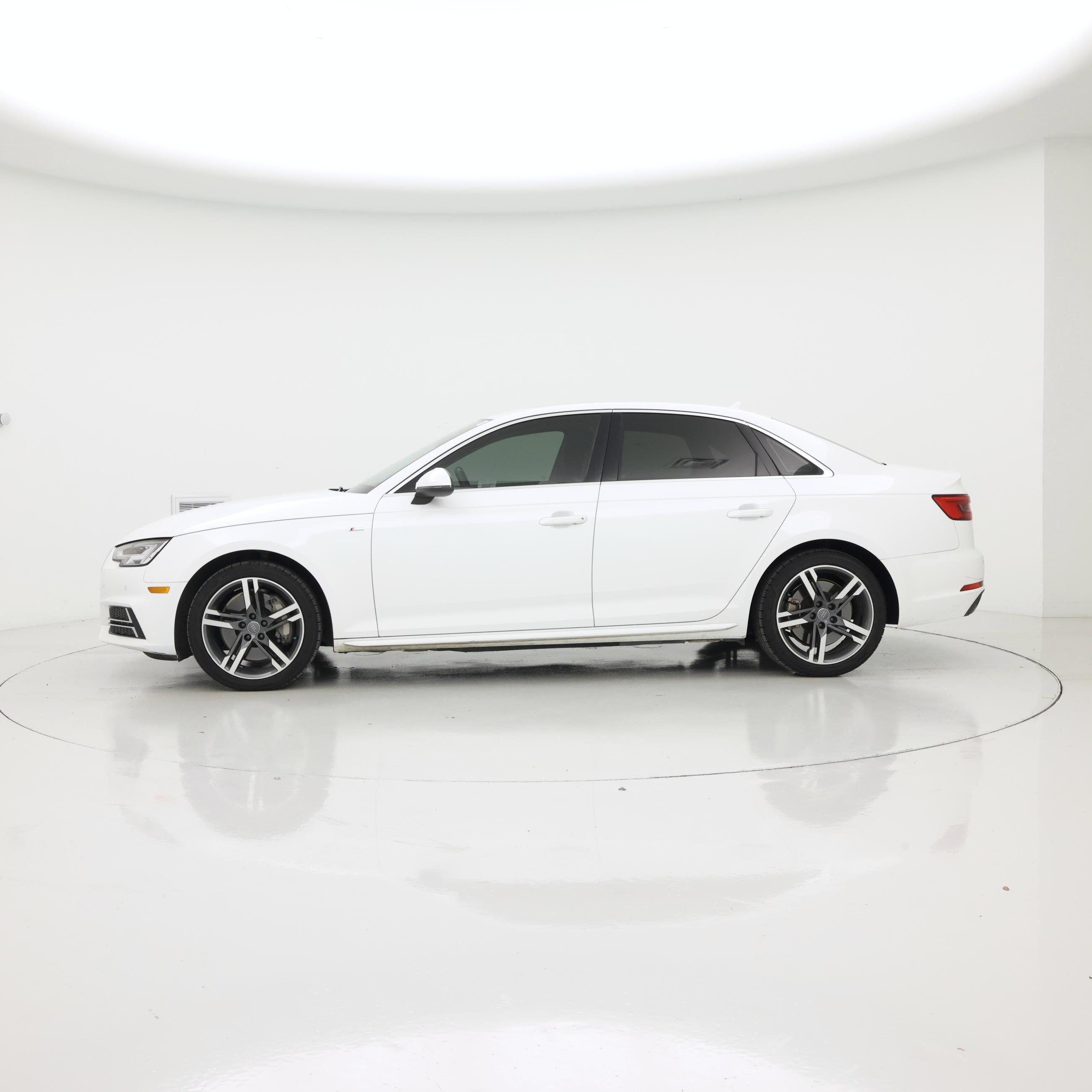 Thumbnail: 2017 Audi A4 - 3