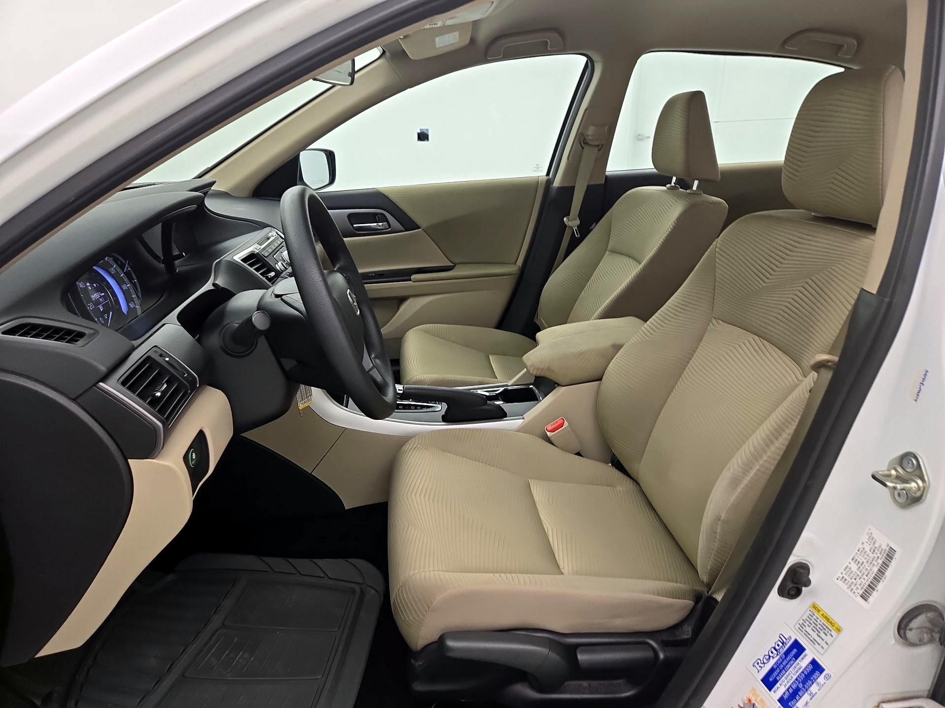 Thumbnail: 2015 Honda Accord - 11