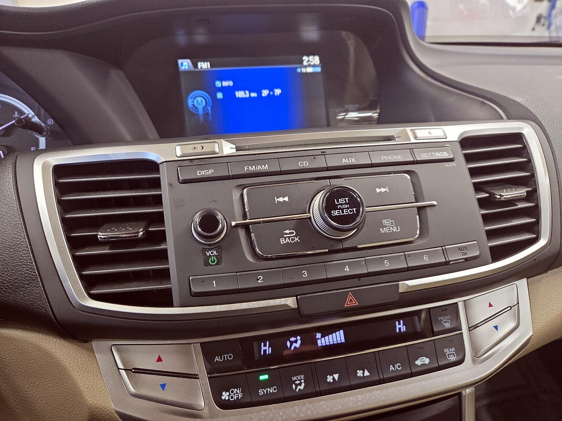 Thumbnail: 2015 Honda Accord - 14