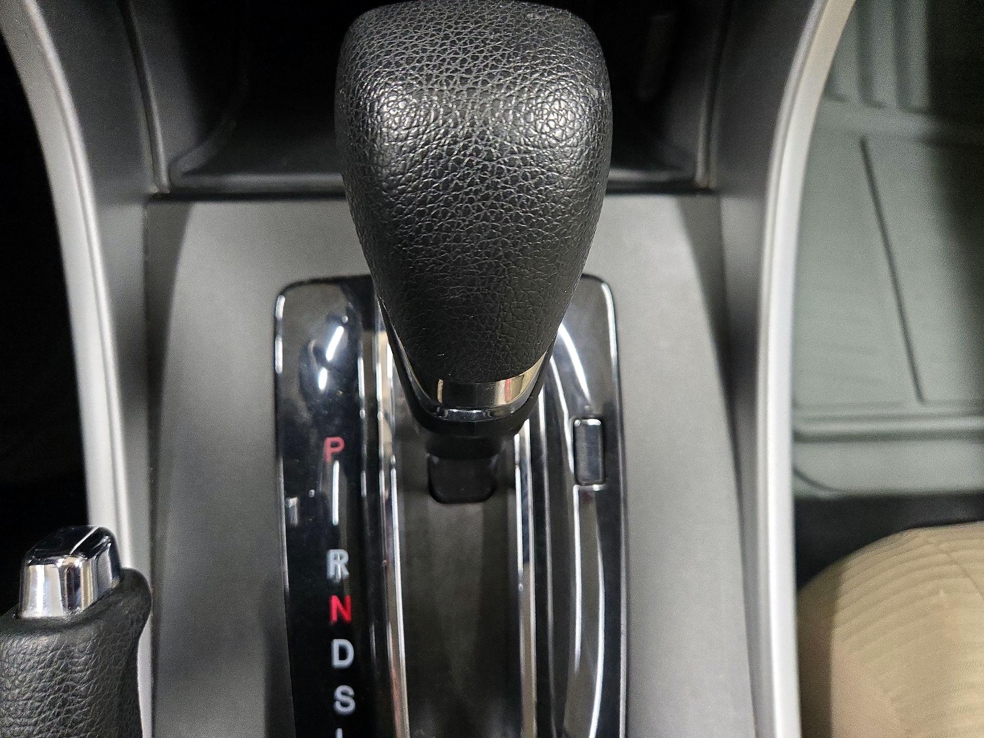 Thumbnail: 2015 Honda Accord - 16