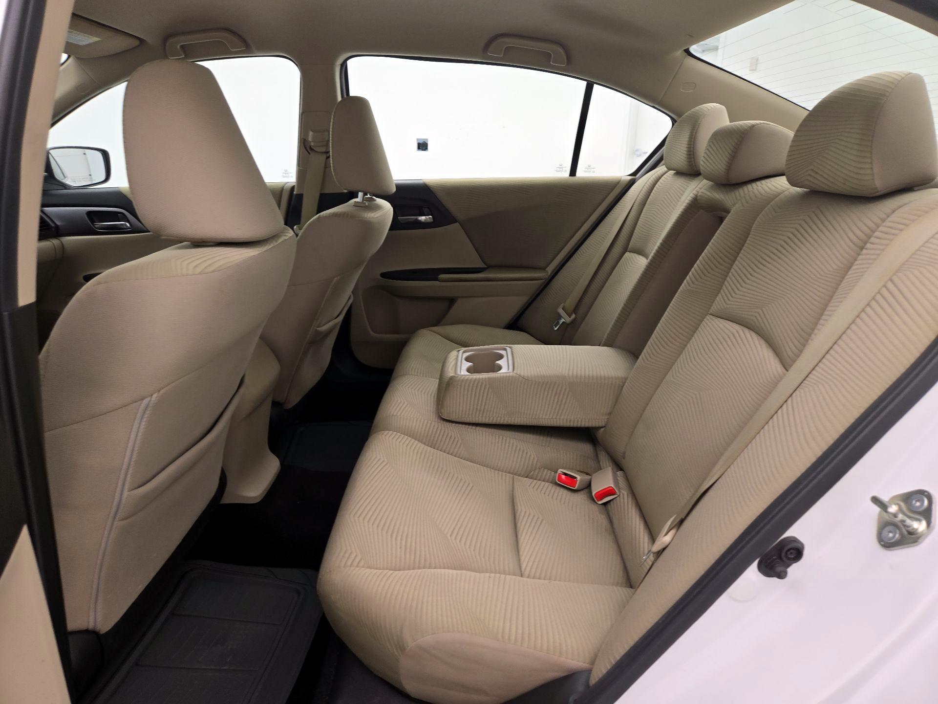 Thumbnail: 2015 Honda Accord - 18