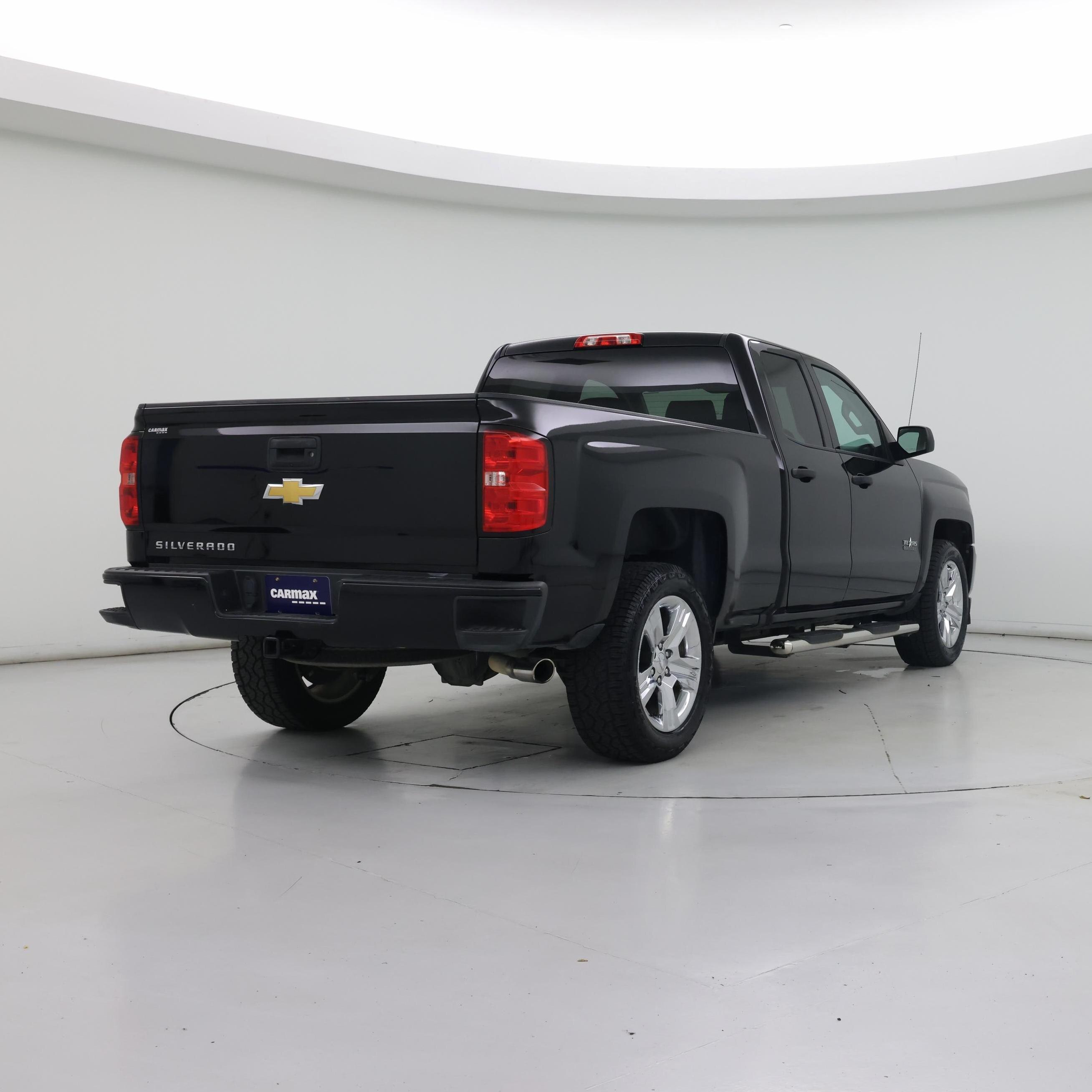 Thumbnail: 2018 Chevrolet Silverado 1500 - 8
