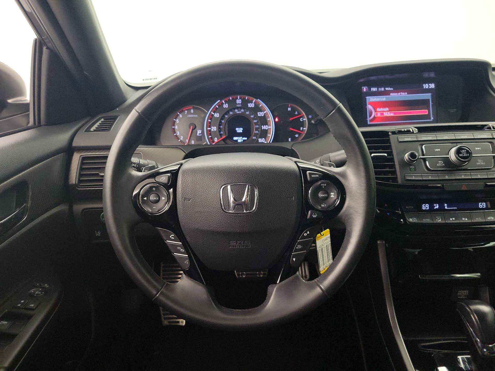 Thumbnail: 2016 Honda Accord - 10
