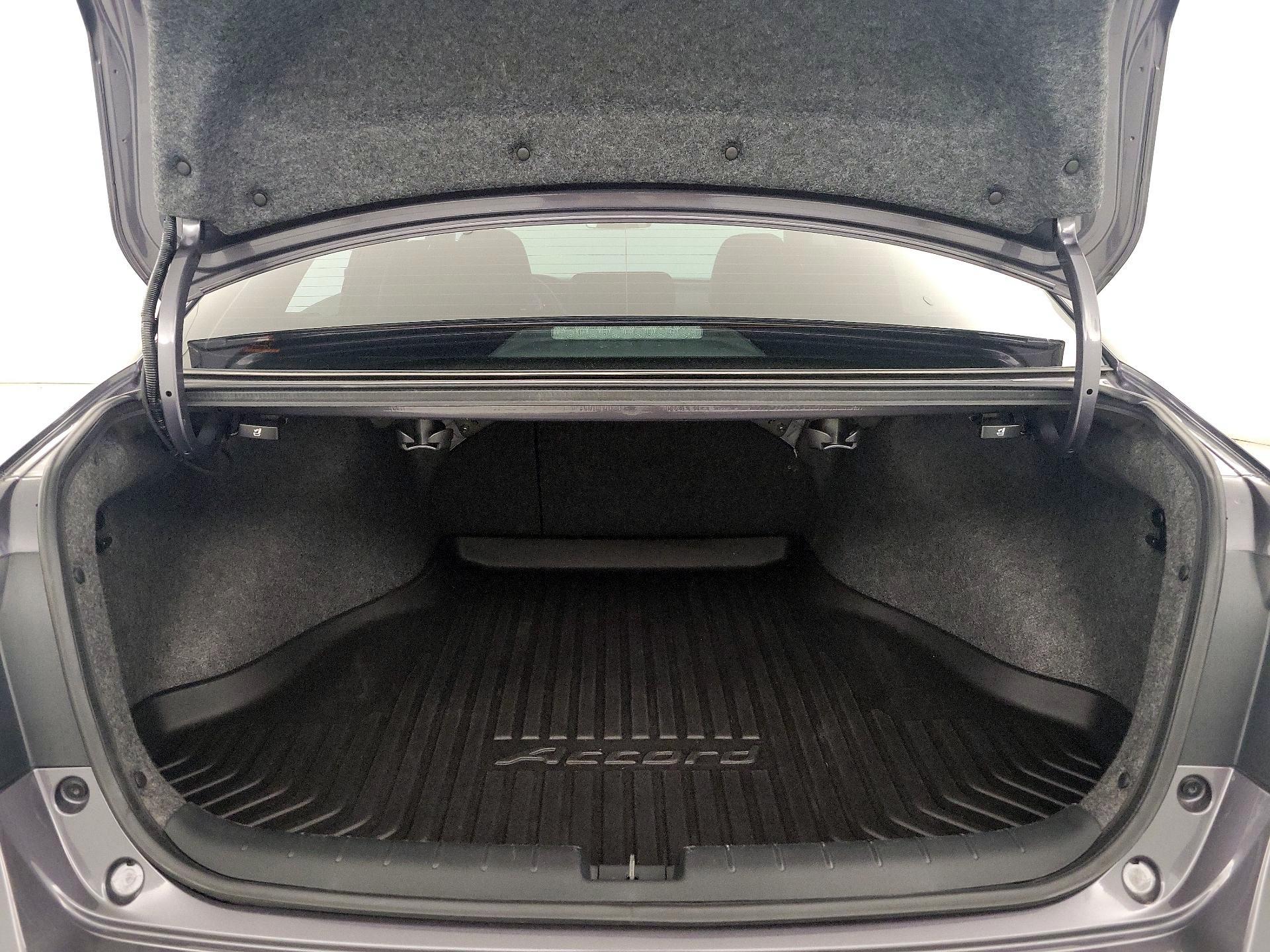 Thumbnail: 2016 Honda Accord - 19