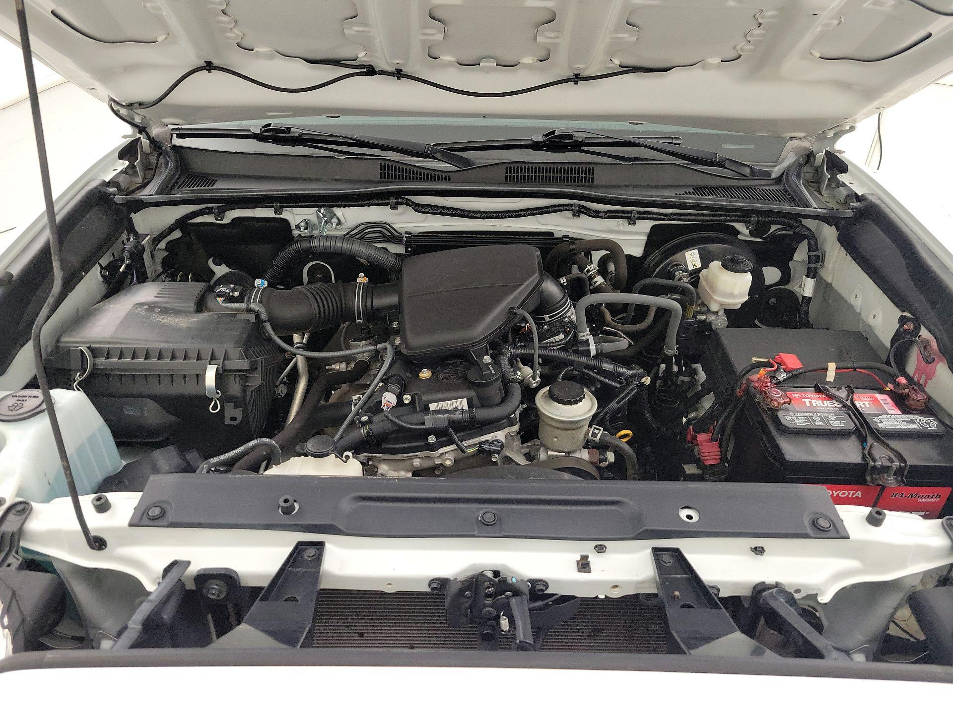 Thumbnail: 2018 Toyota Tacoma - 19