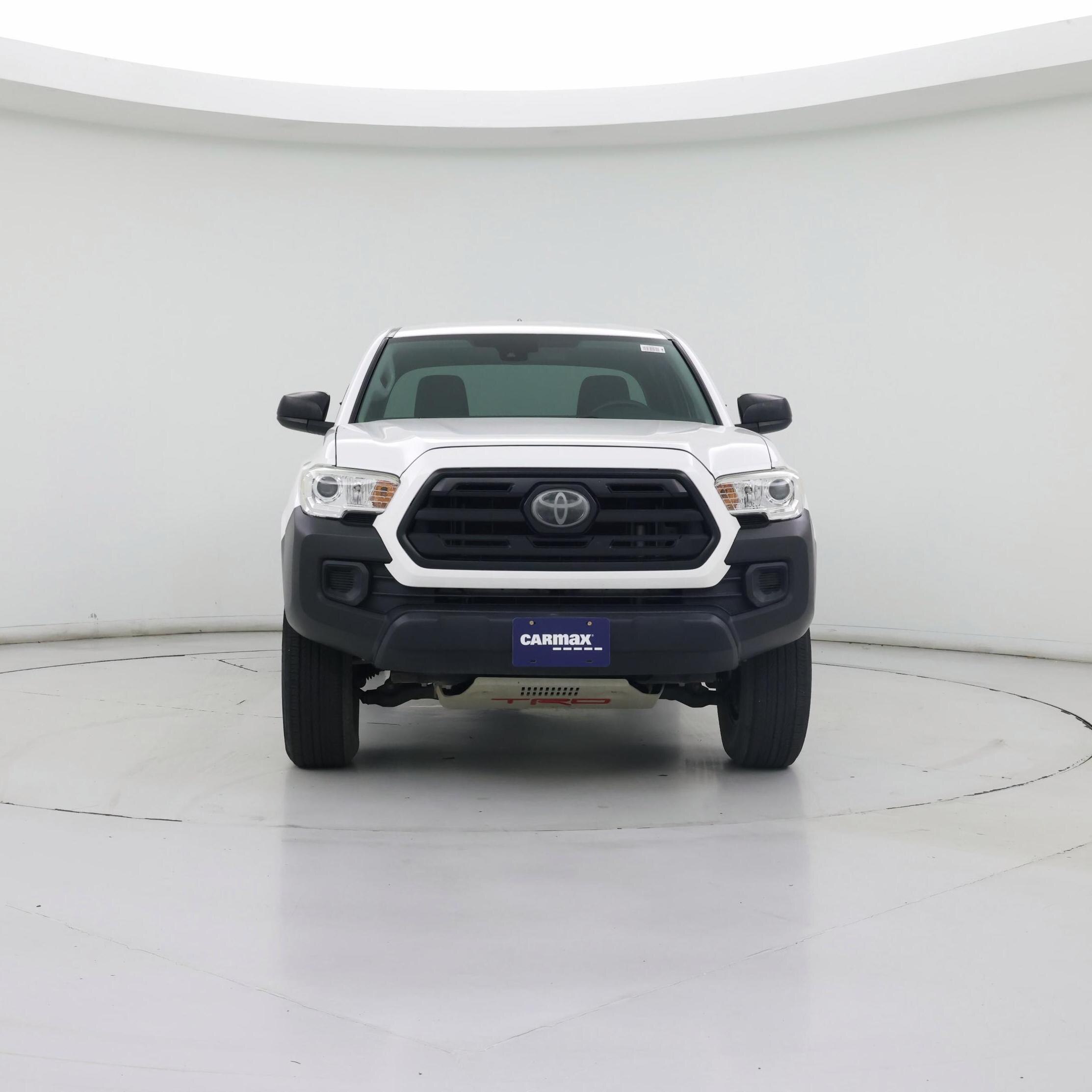 Thumbnail: 2018 Toyota Tacoma - 5