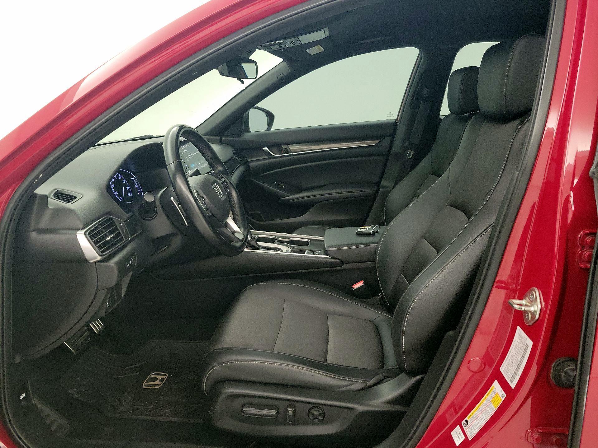 Thumbnail: 2019 Honda Accord - 11