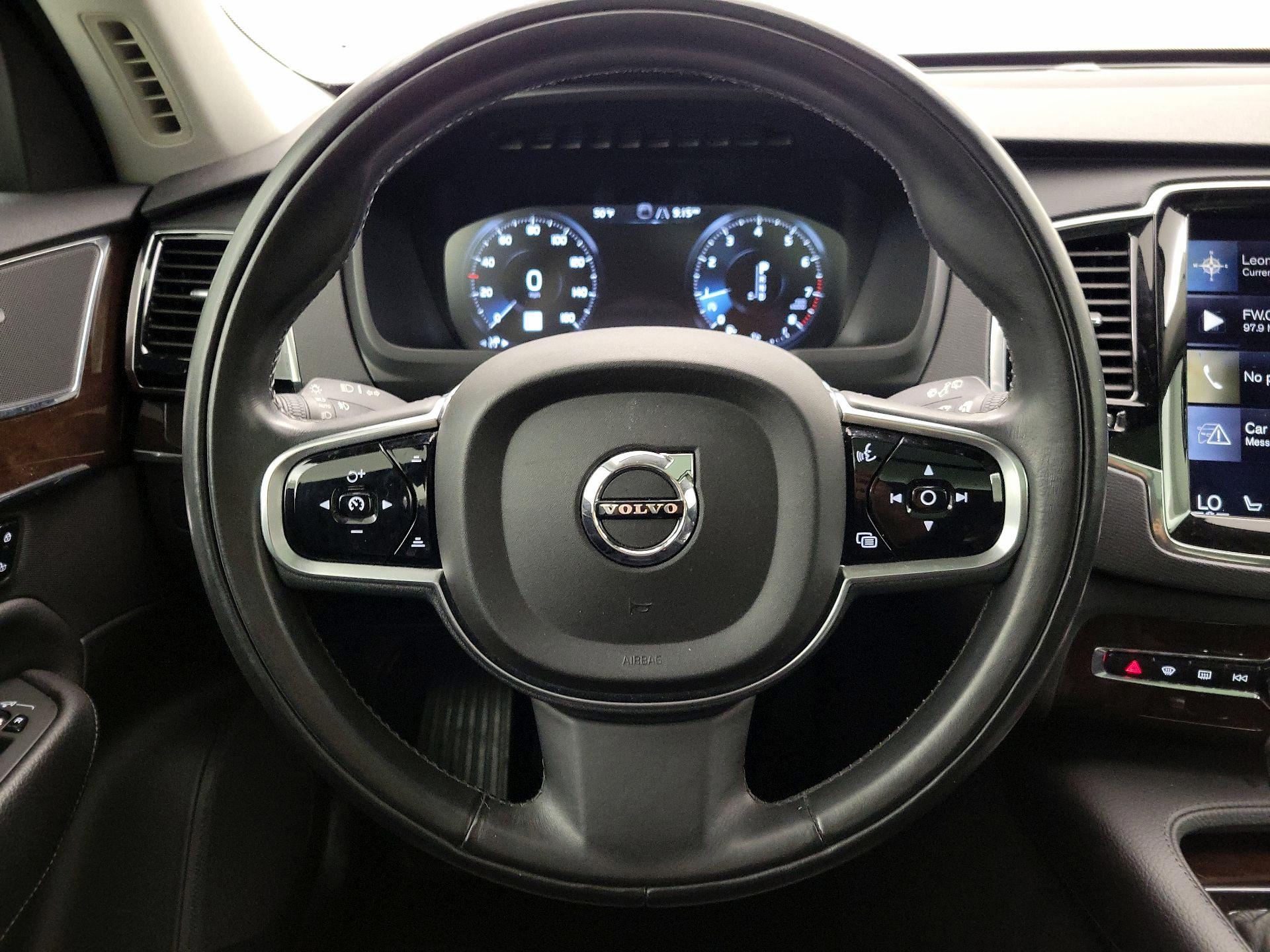 Thumbnail: 2016 Volvo XC90 - 10