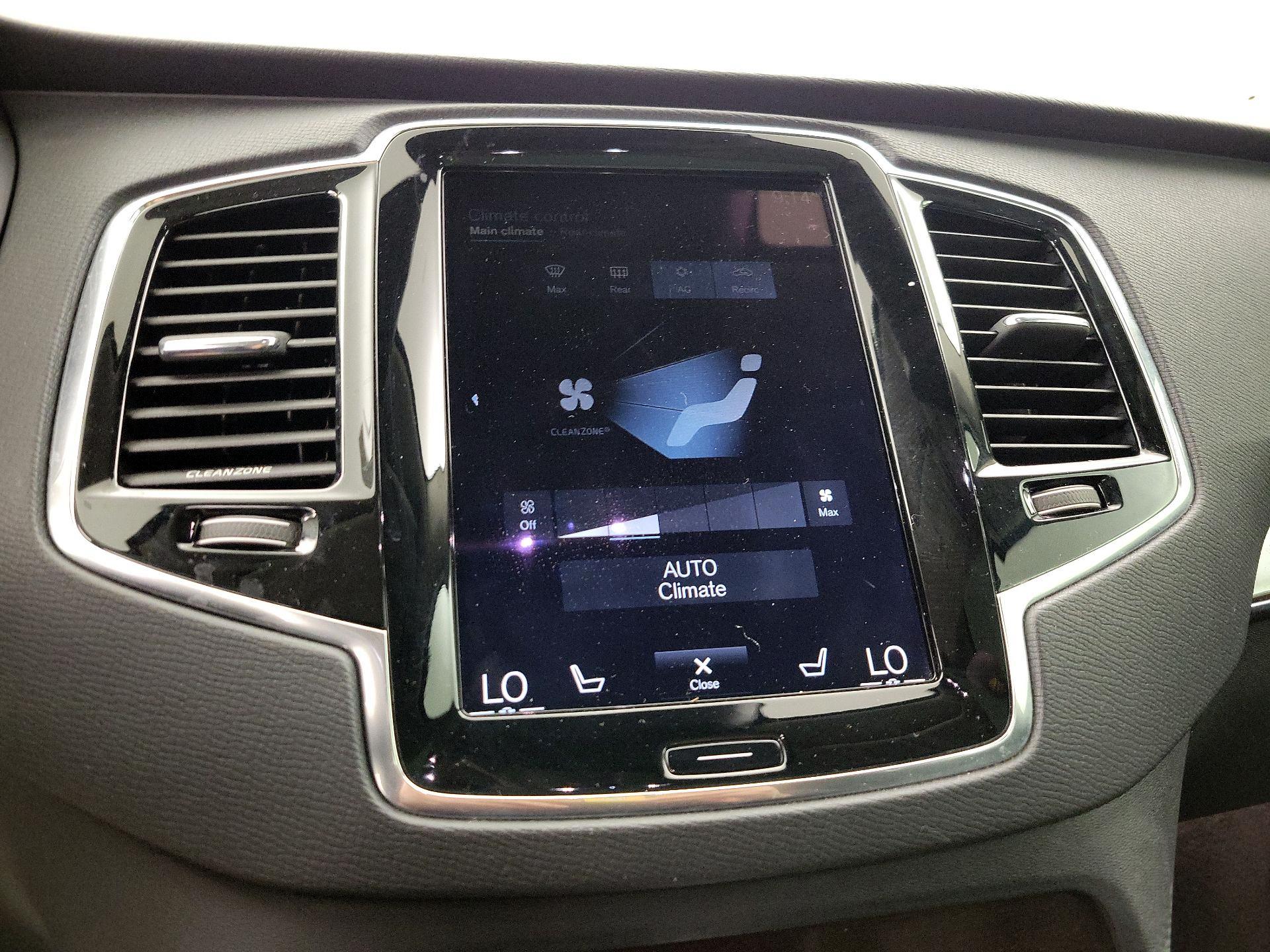 Thumbnail: 2016 Volvo XC90 - 16