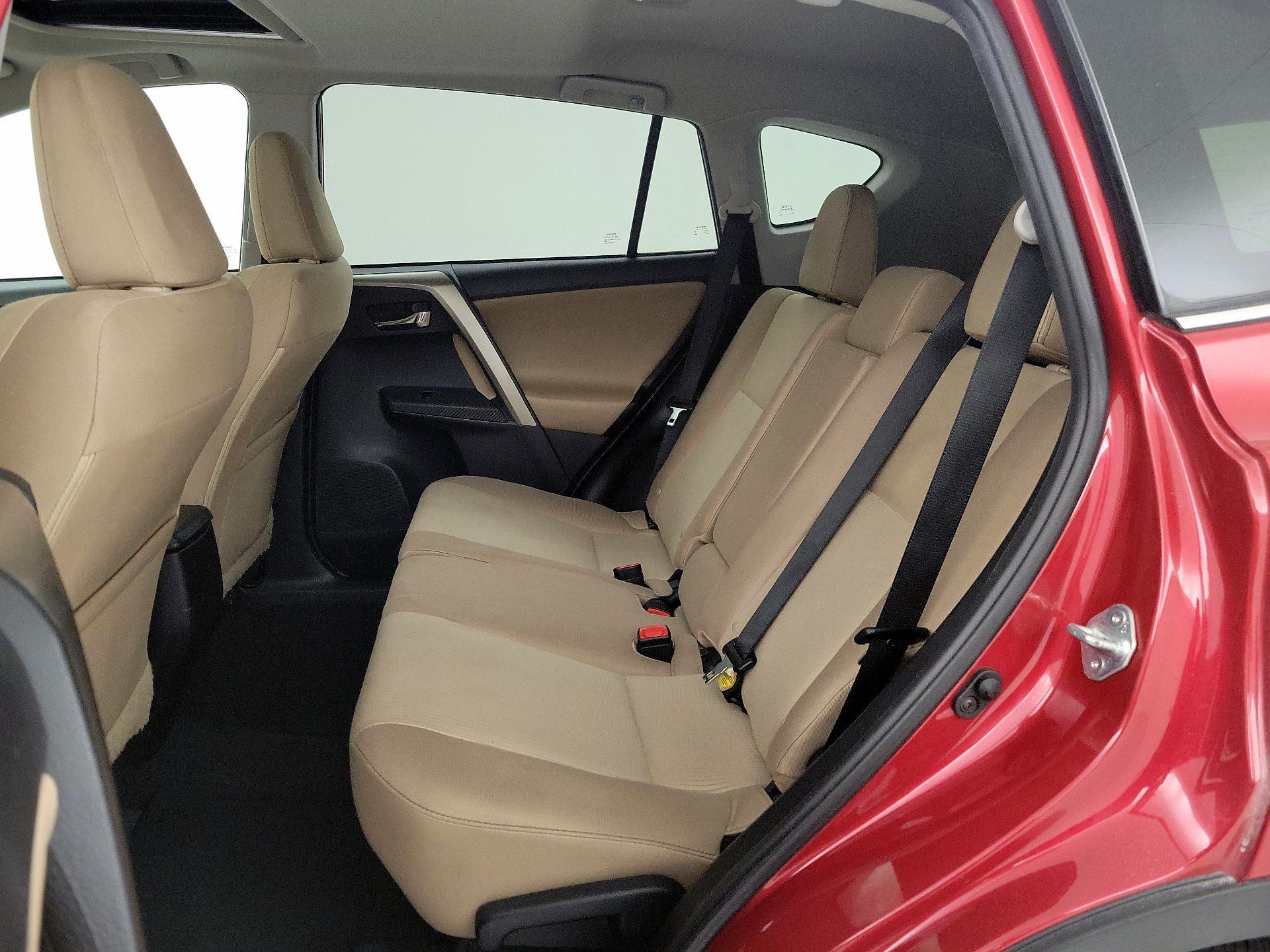 Thumbnail: 2014 Toyota RAV4 - 19