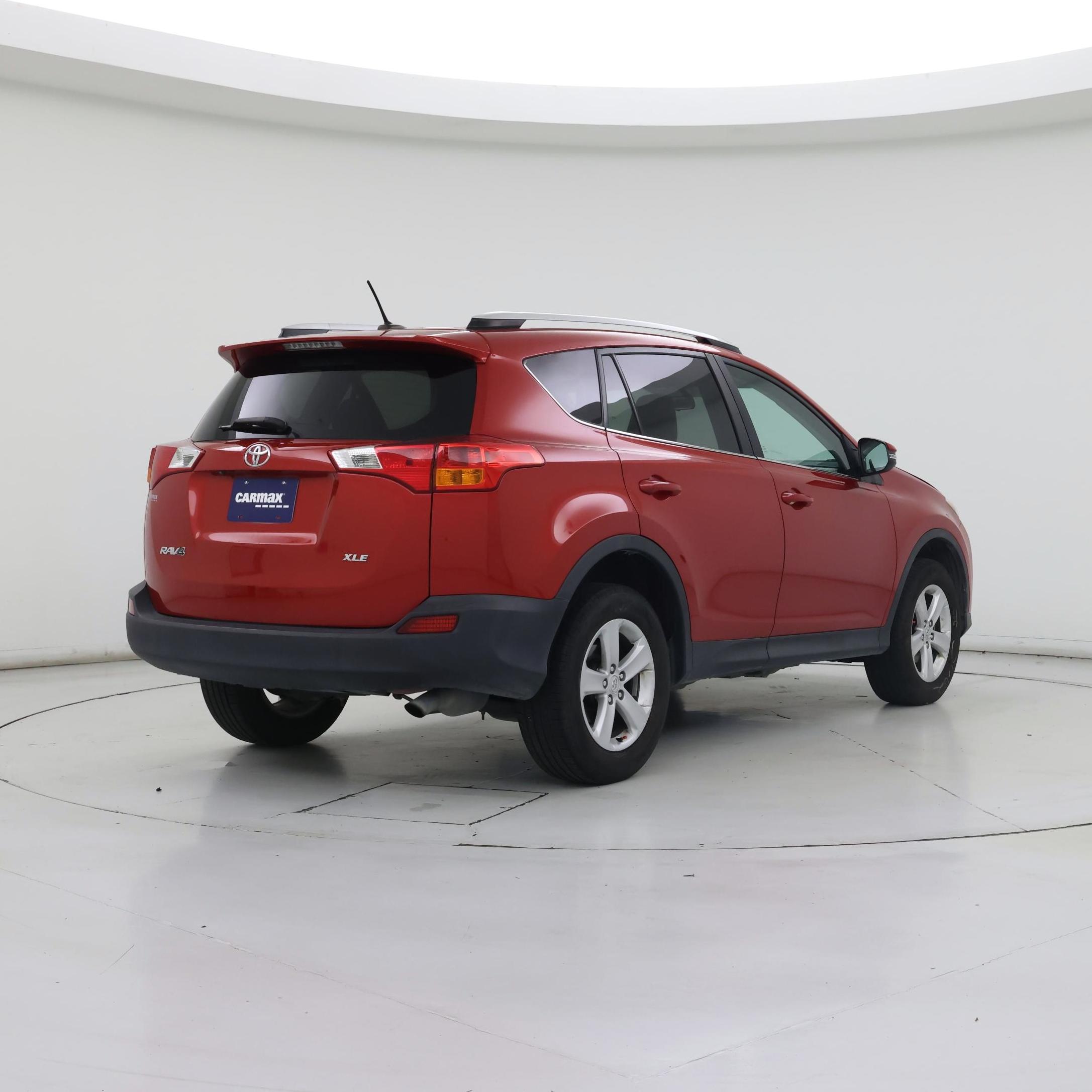 Thumbnail: 2014 Toyota RAV4 - 8