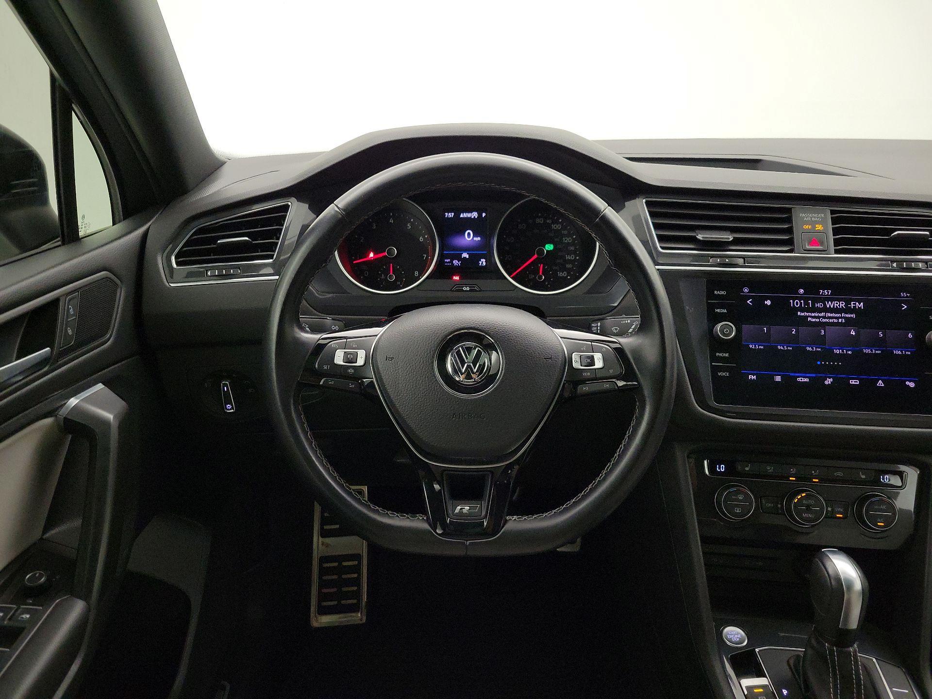 Thumbnail: 2021 Volkswagen Tiguan - 10