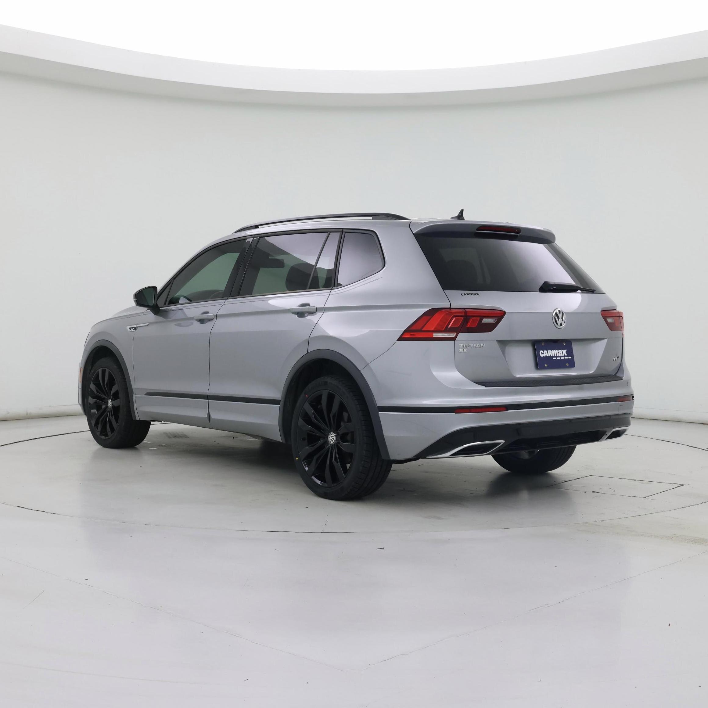 Thumbnail: 2021 Volkswagen Tiguan - 2