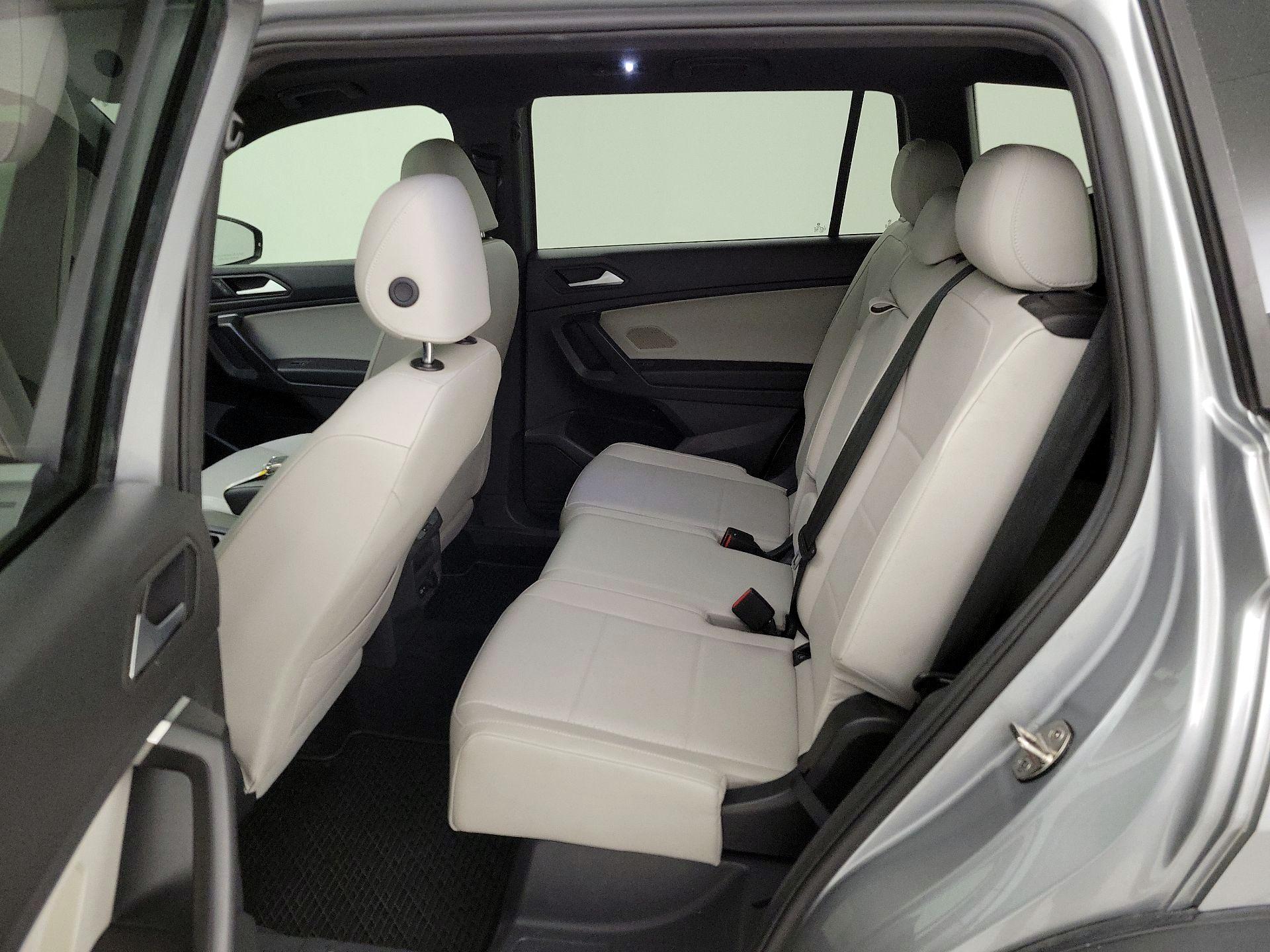 Thumbnail: 2021 Volkswagen Tiguan - 20