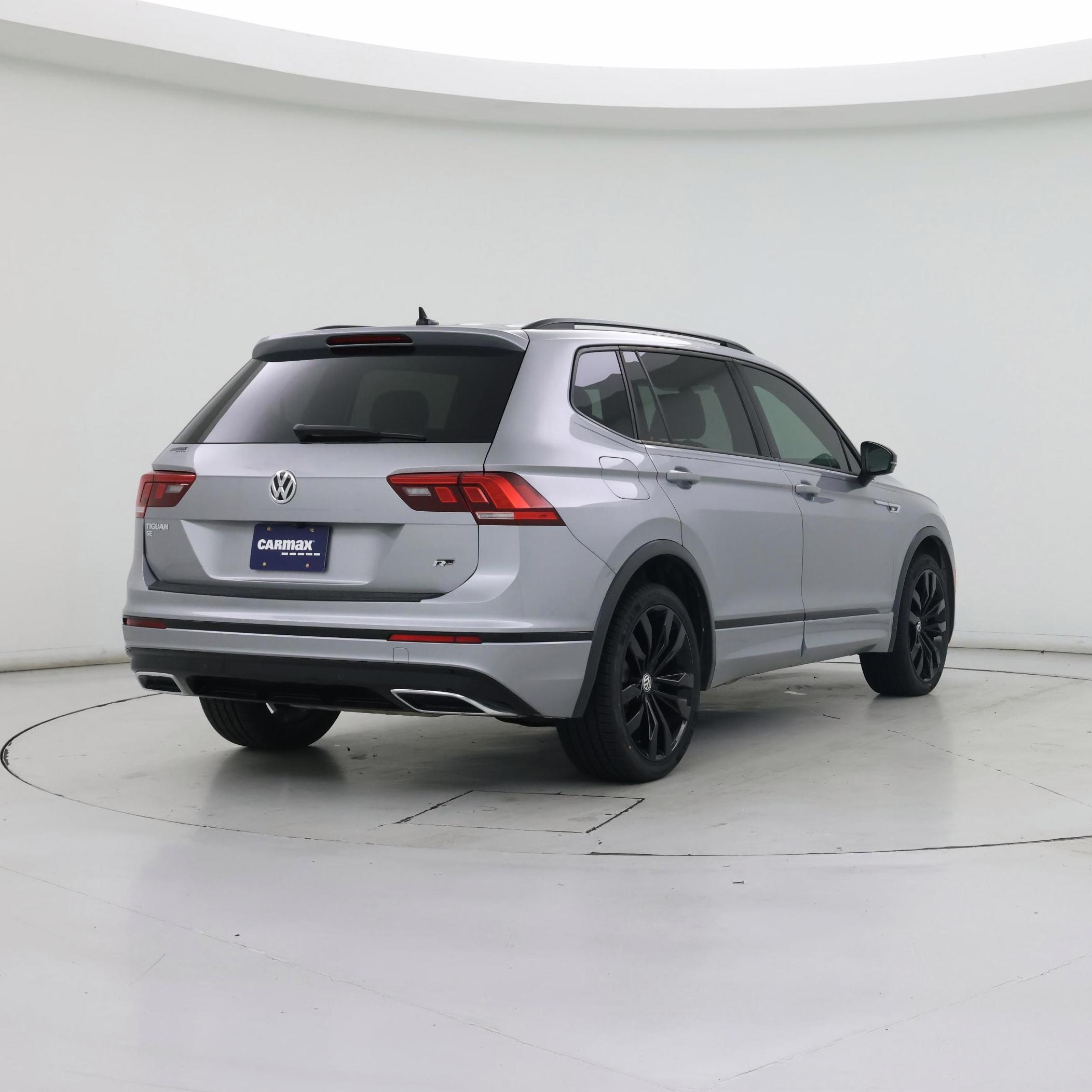 Thumbnail: 2021 Volkswagen Tiguan - 8