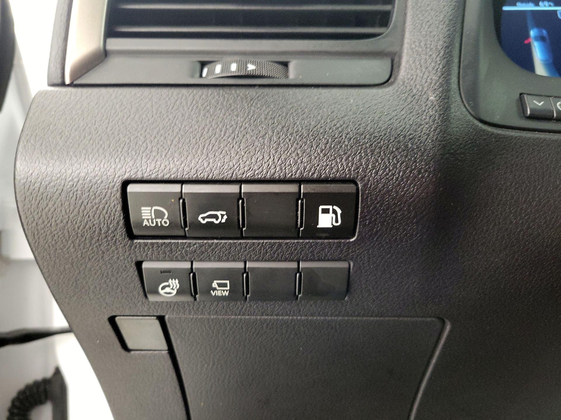 Thumbnail: 2017 Lexus RX - 13