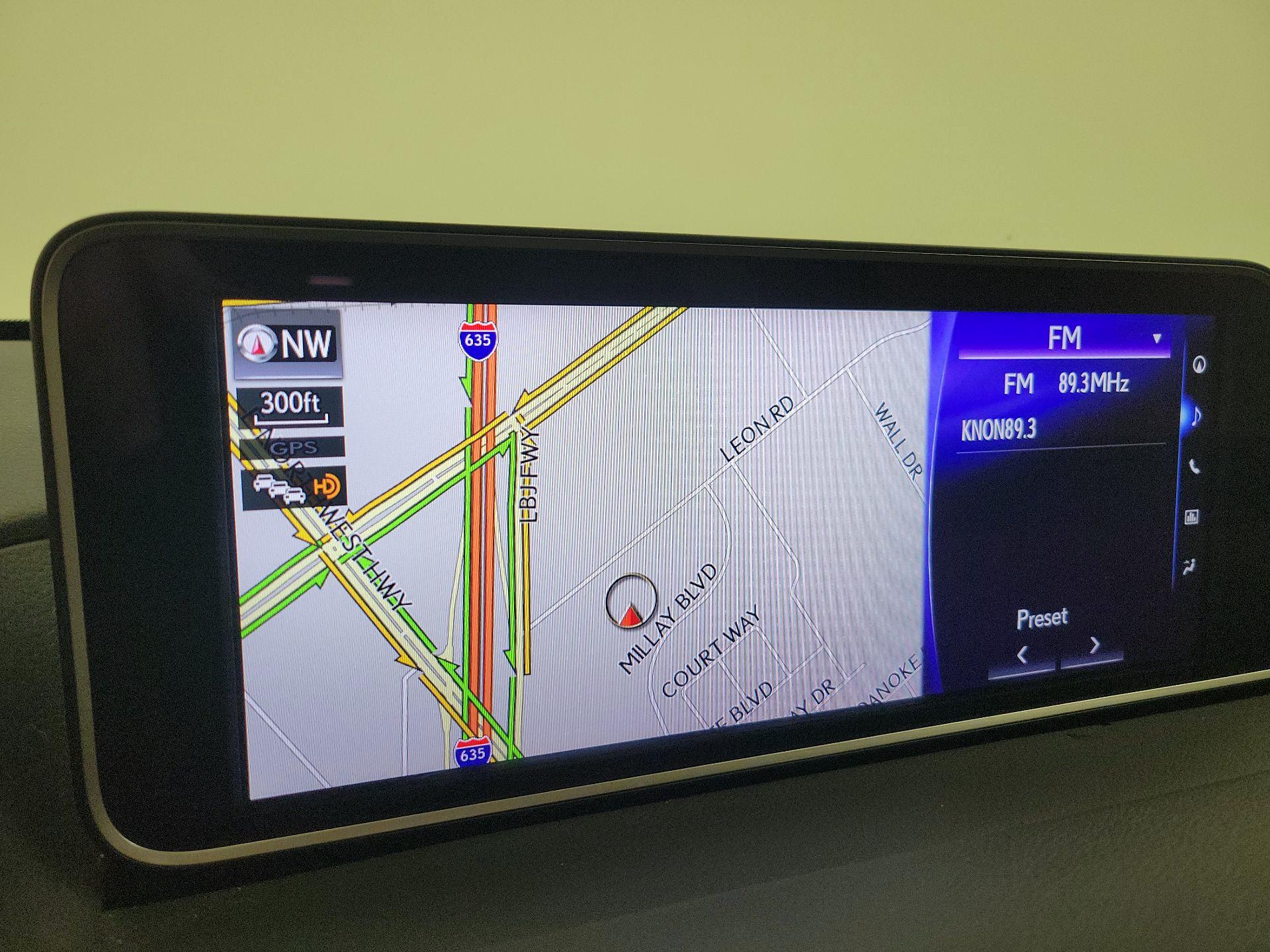 Thumbnail: 2017 Lexus RX - 14