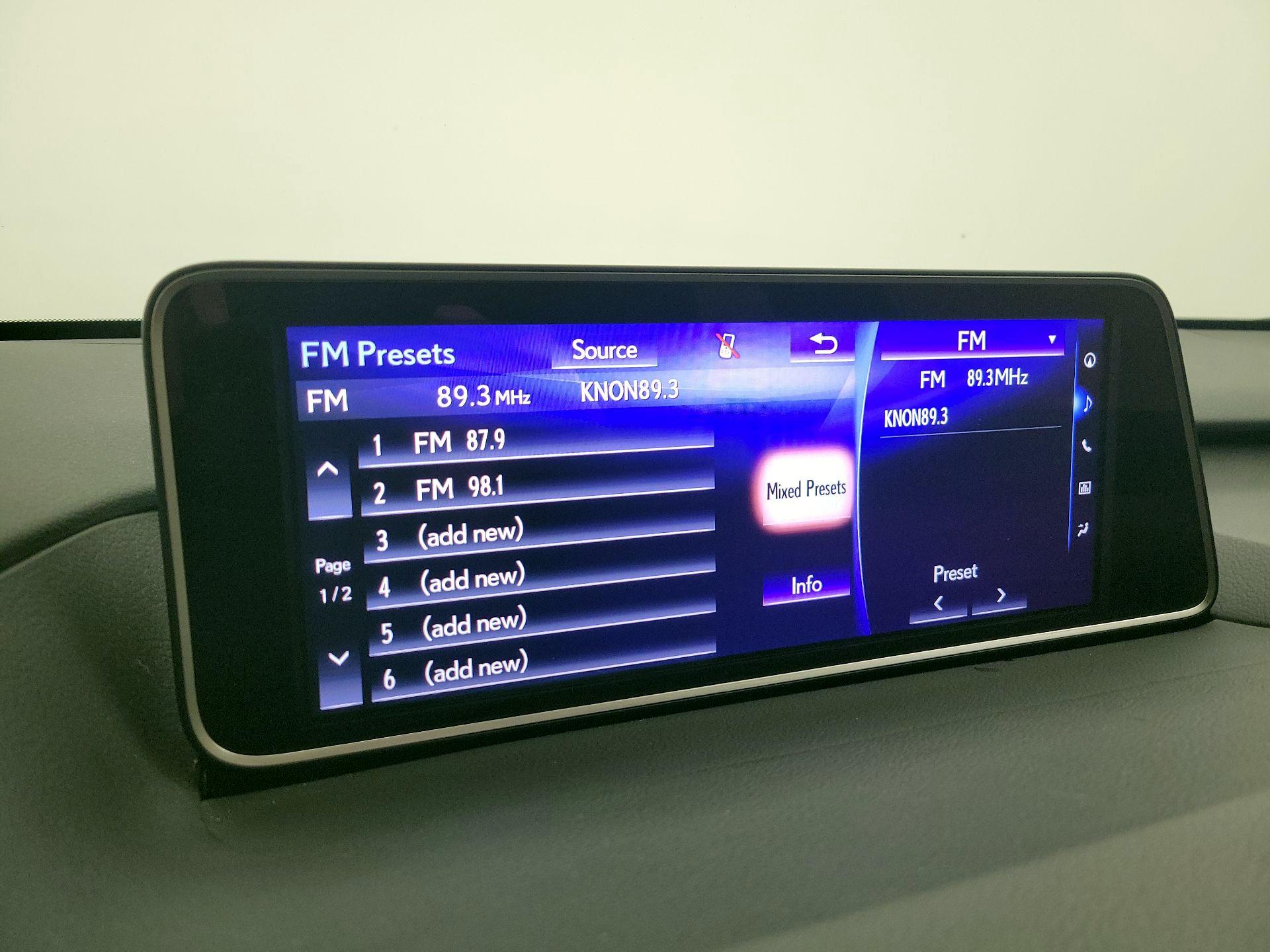 Thumbnail: 2017 Lexus RX - 16