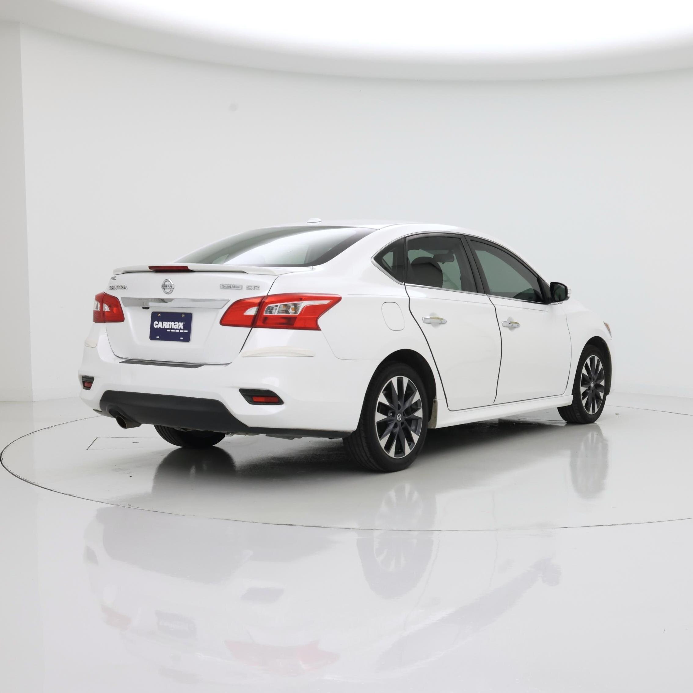 Thumbnail: 2018 Nissan Sentra - 8