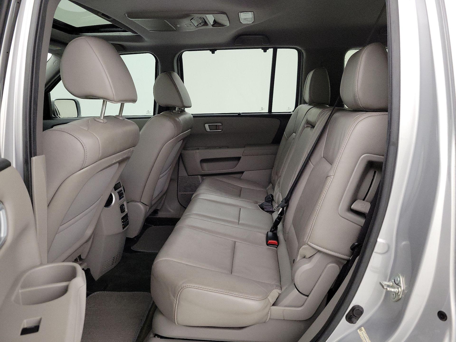 Thumbnail: 2014 Honda Pilot - 19