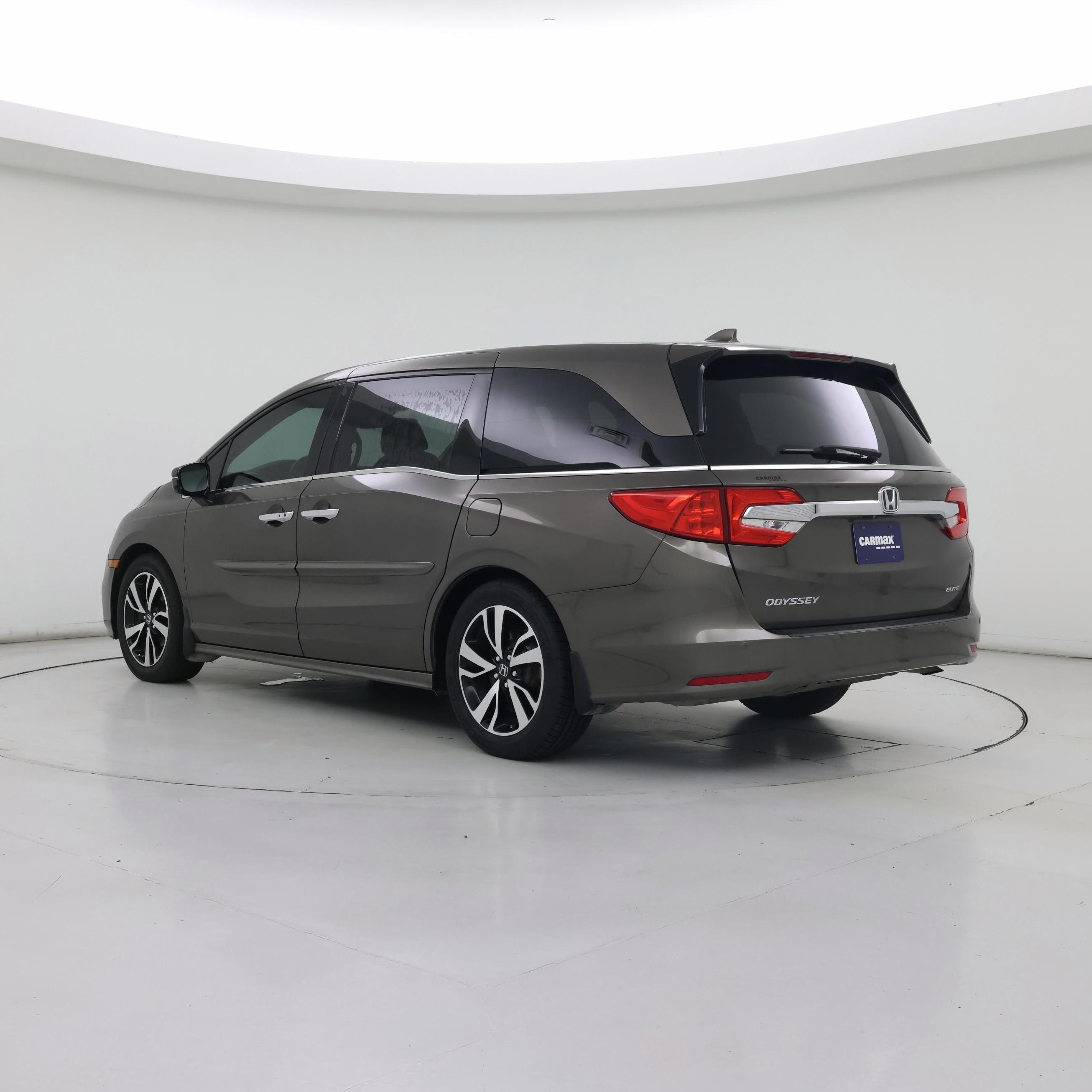Thumbnail: 2019 Honda Odyssey - 2