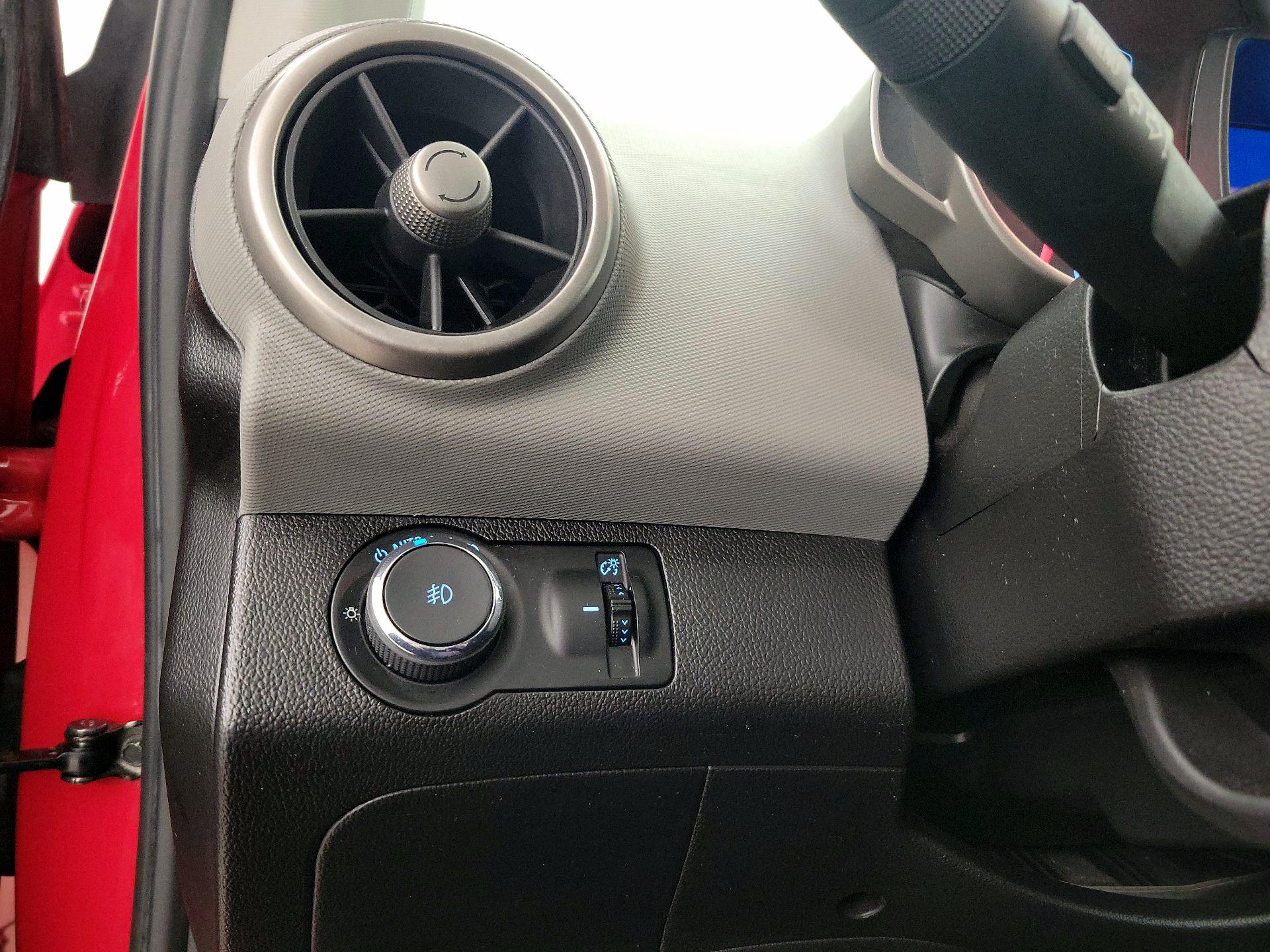 Thumbnail: 2016 Chevrolet Sonic - 13