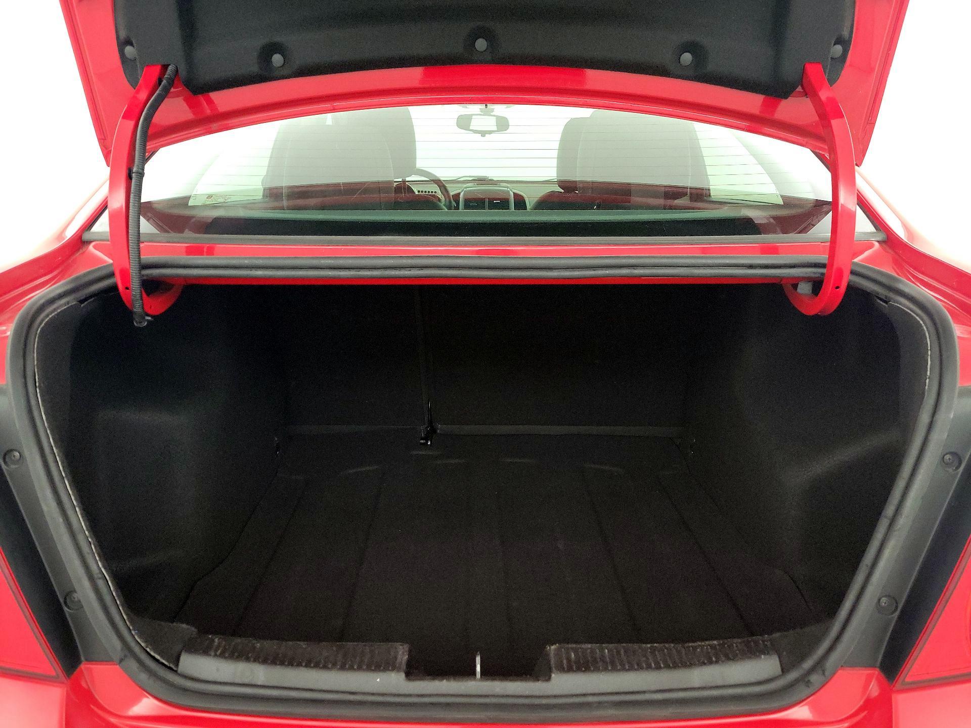 Thumbnail: 2016 Chevrolet Sonic - 19