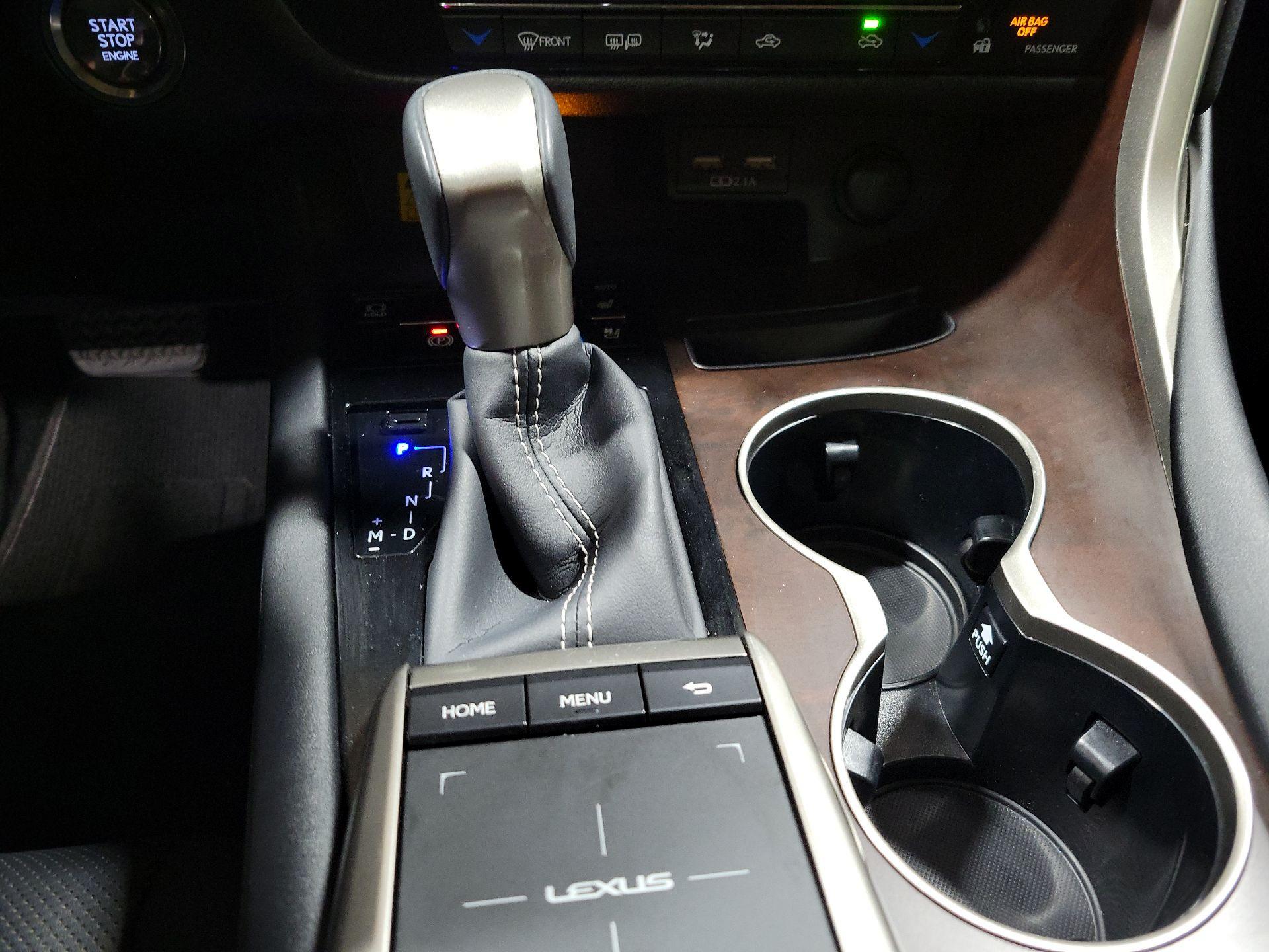 Thumbnail: 2022 Lexus RX - 17