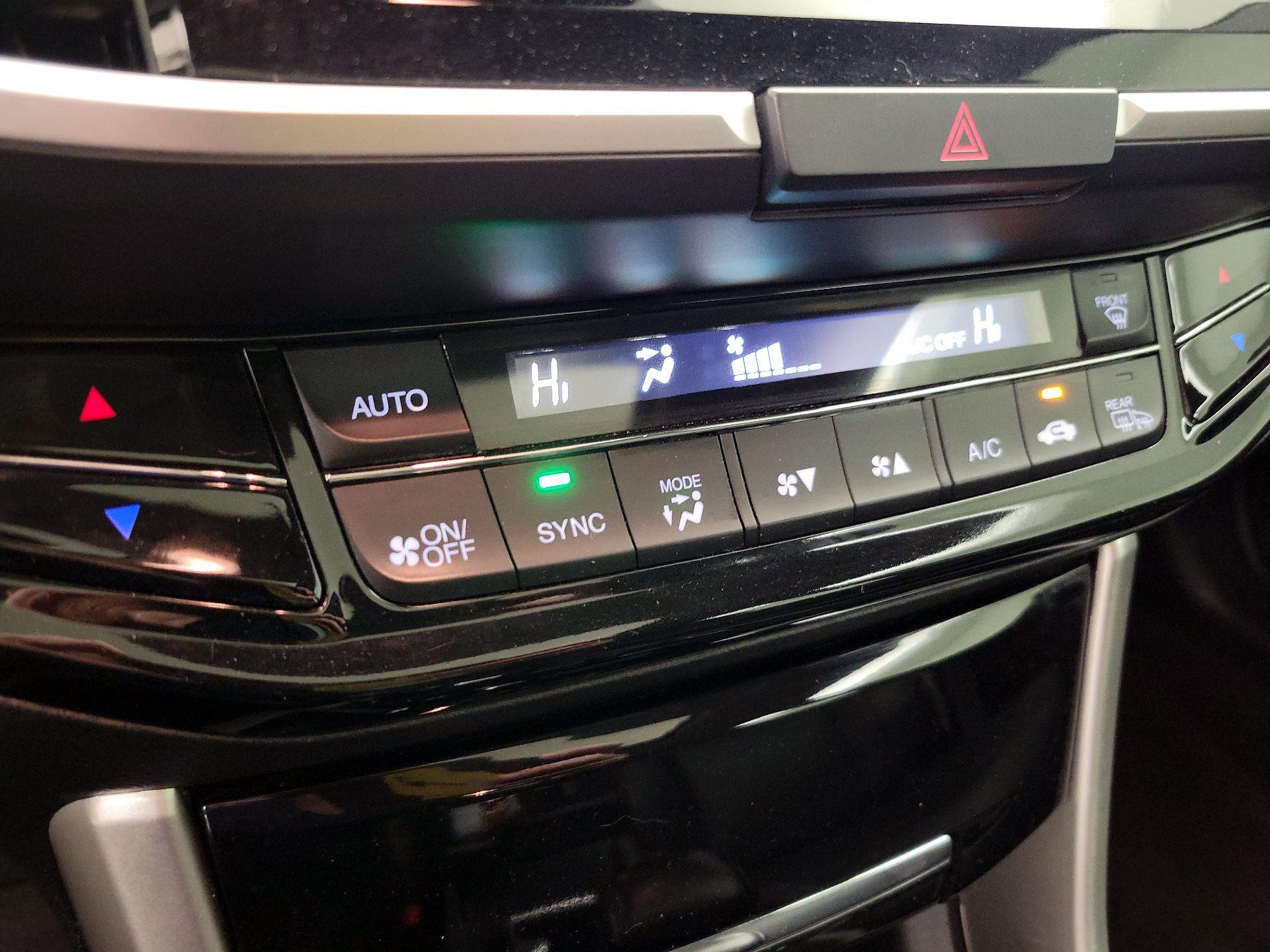 Thumbnail: 2016 Honda Accord - 17