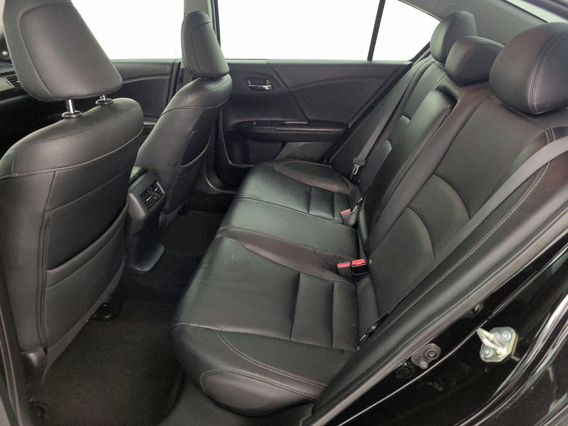 Thumbnail: 2016 Honda Accord - 20