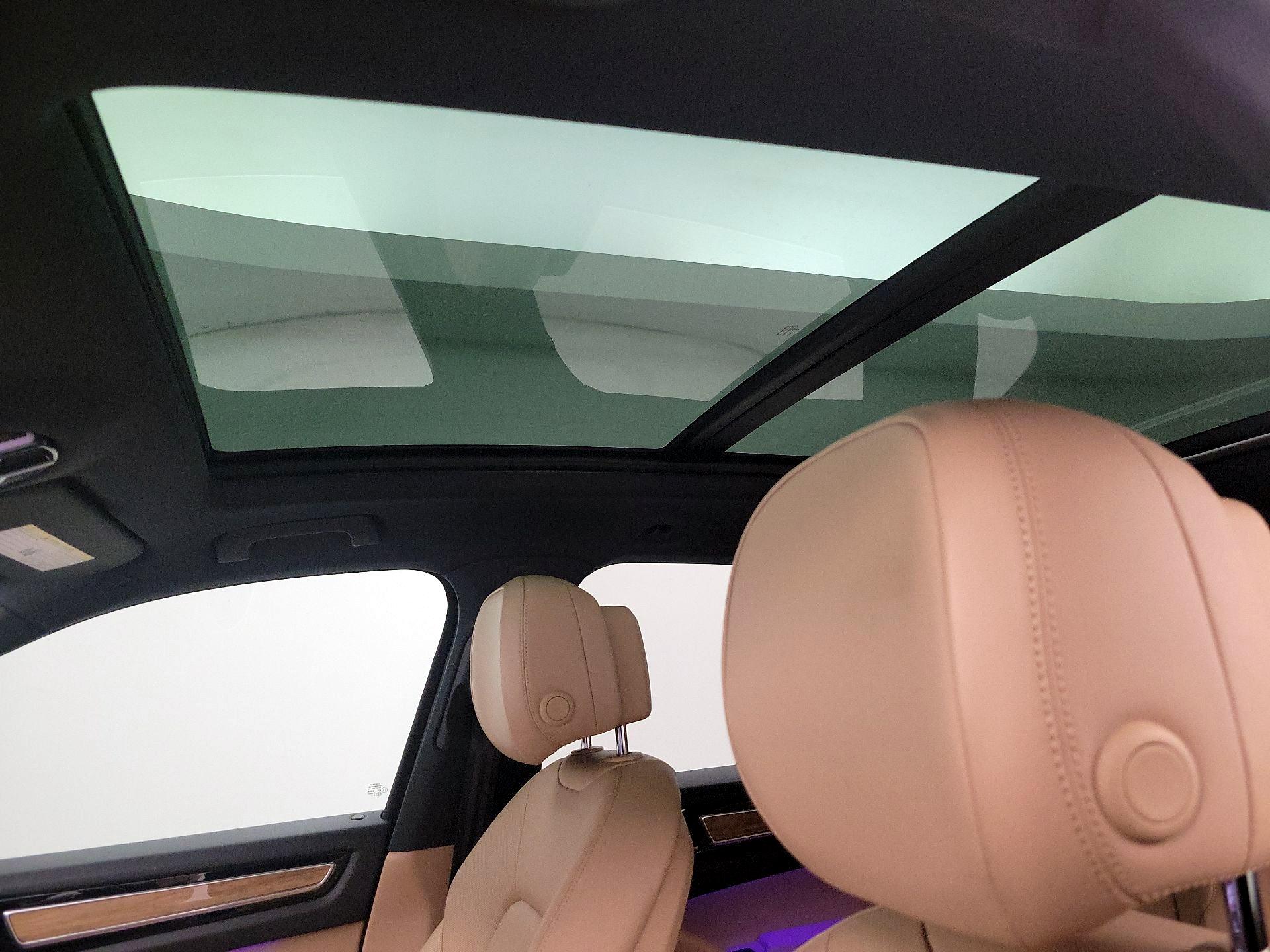 Thumbnail: 2019 Porsche Cayenne - 18