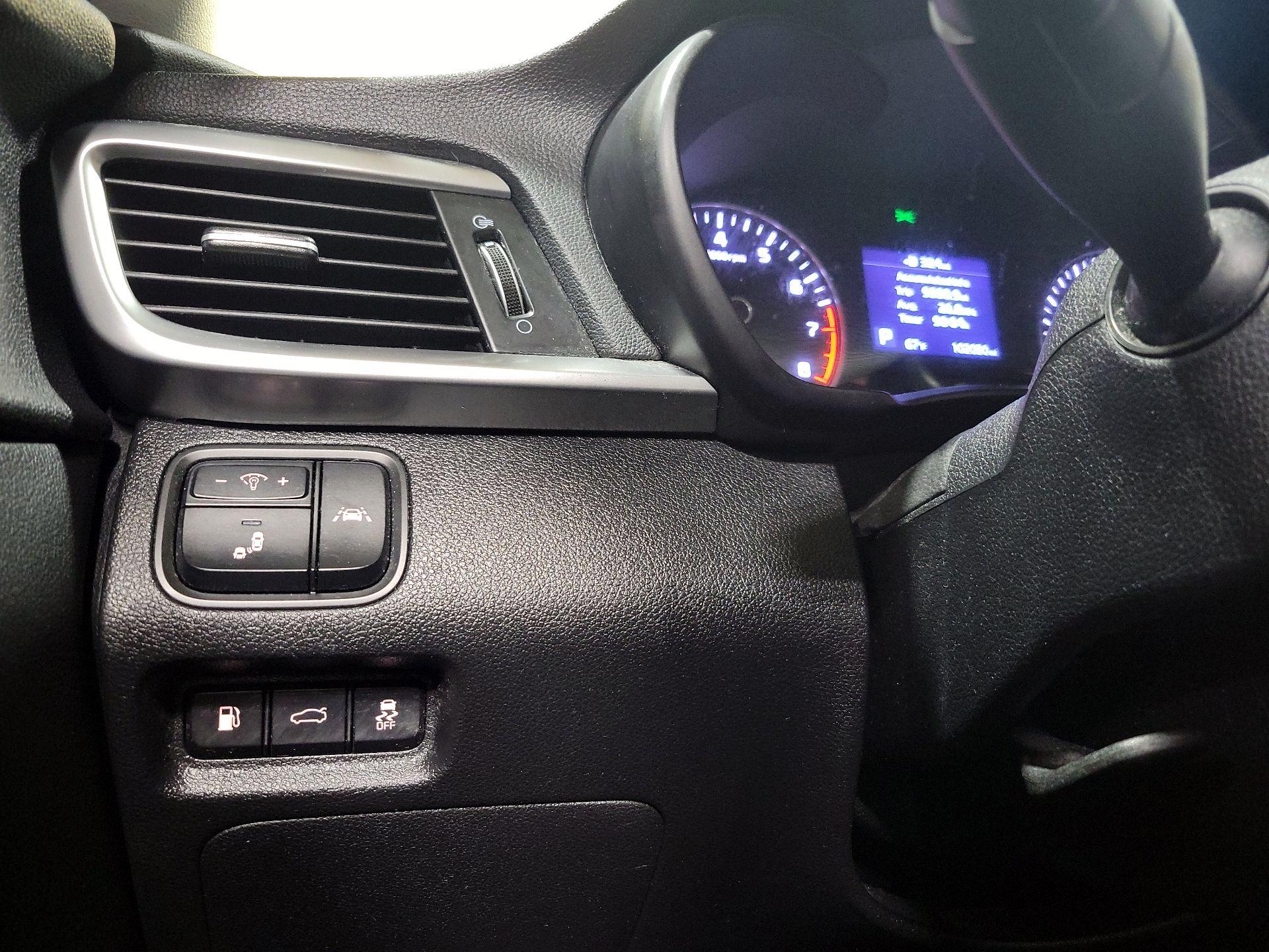 Thumbnail: 2020 Kia Optima - 13